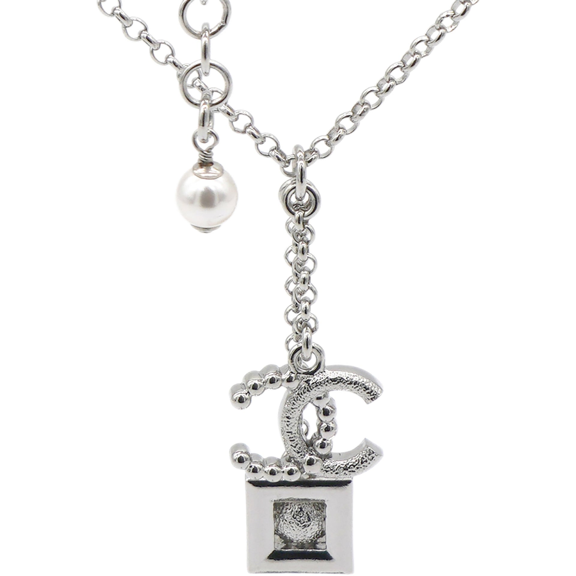 Pearl Rhinestone CC Logo Square Pendant Silver Pendant Necklace