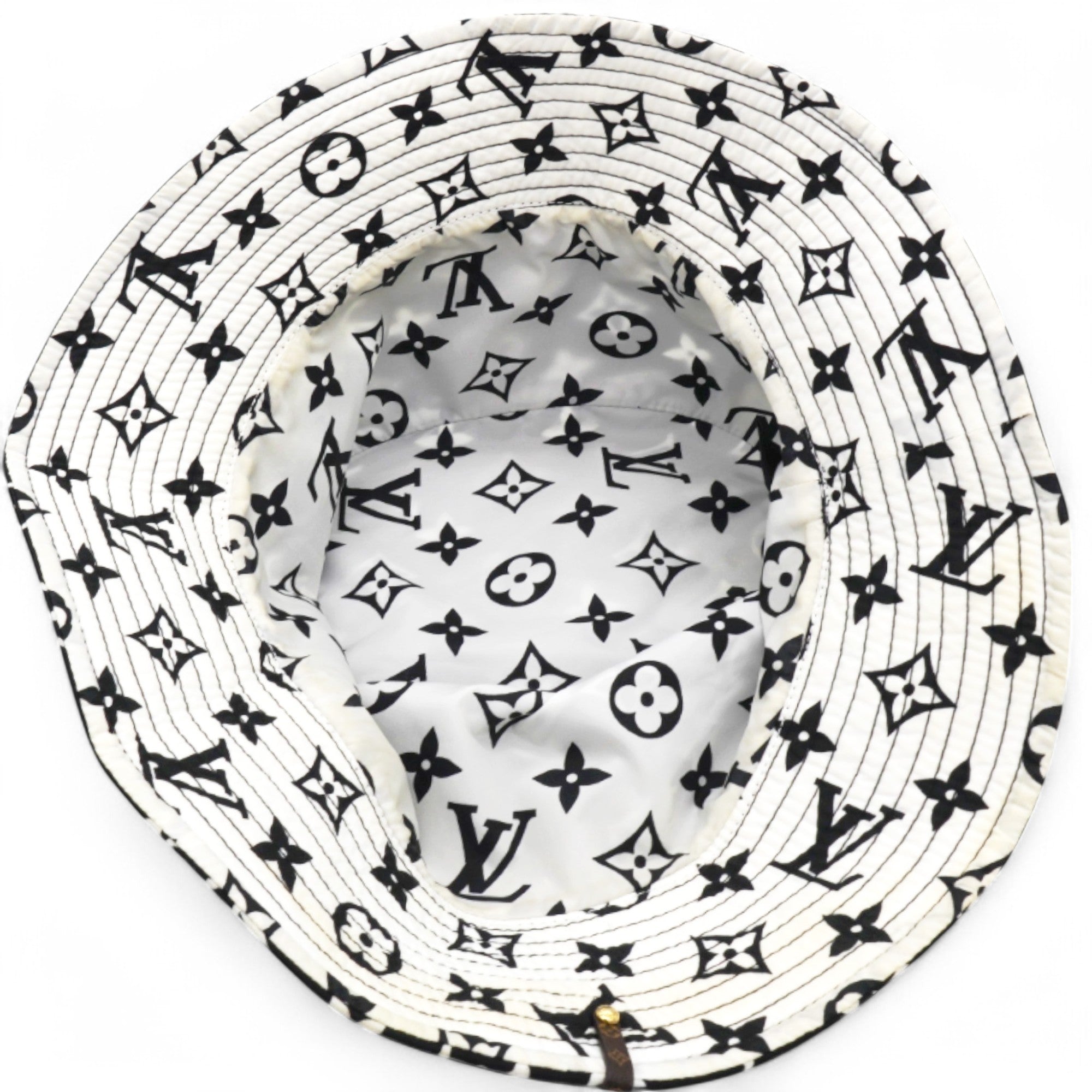 Nylon Monogram Reversible Bob Bucket Hat Black White Size M