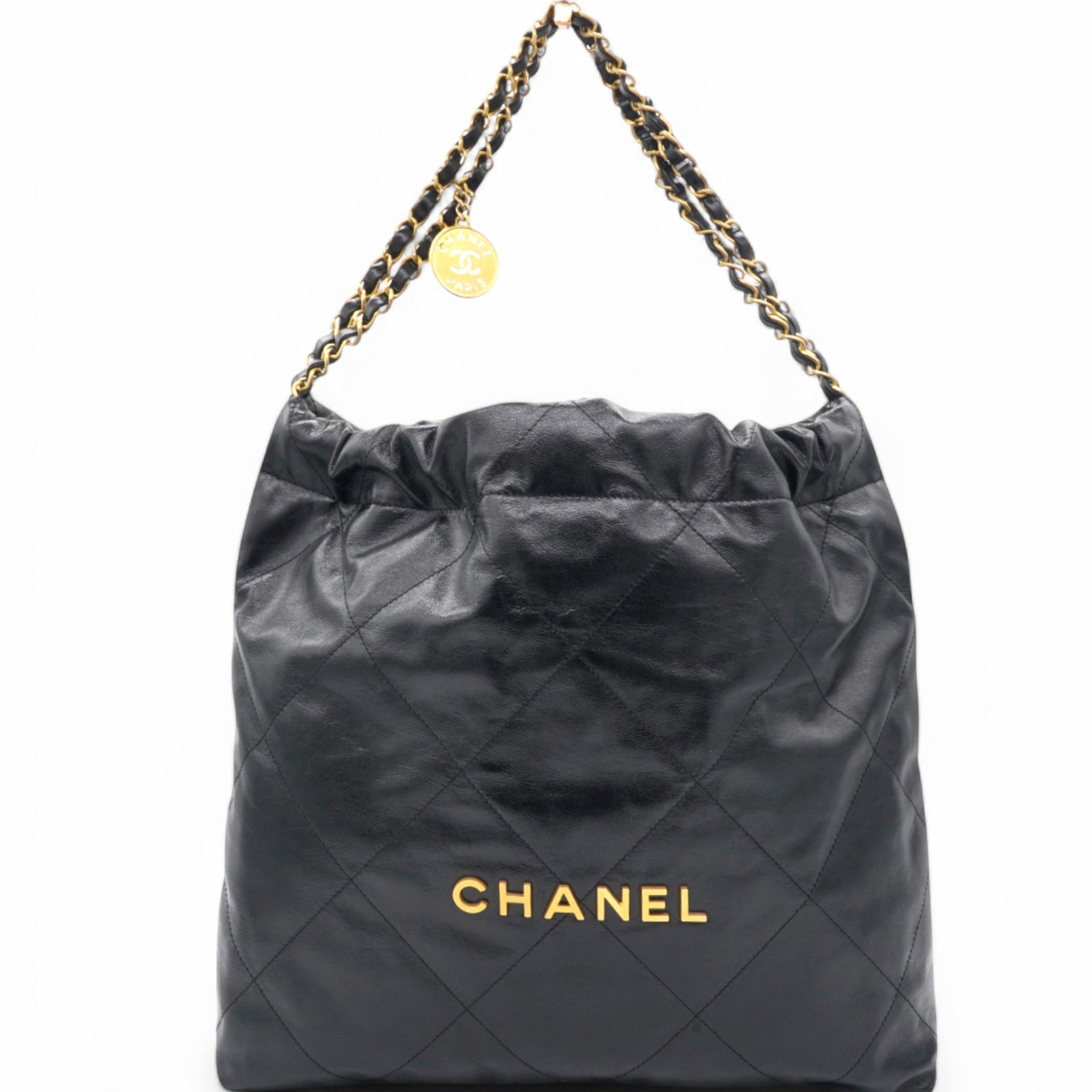 Shiny Quilted Medium Chanel 22 Black