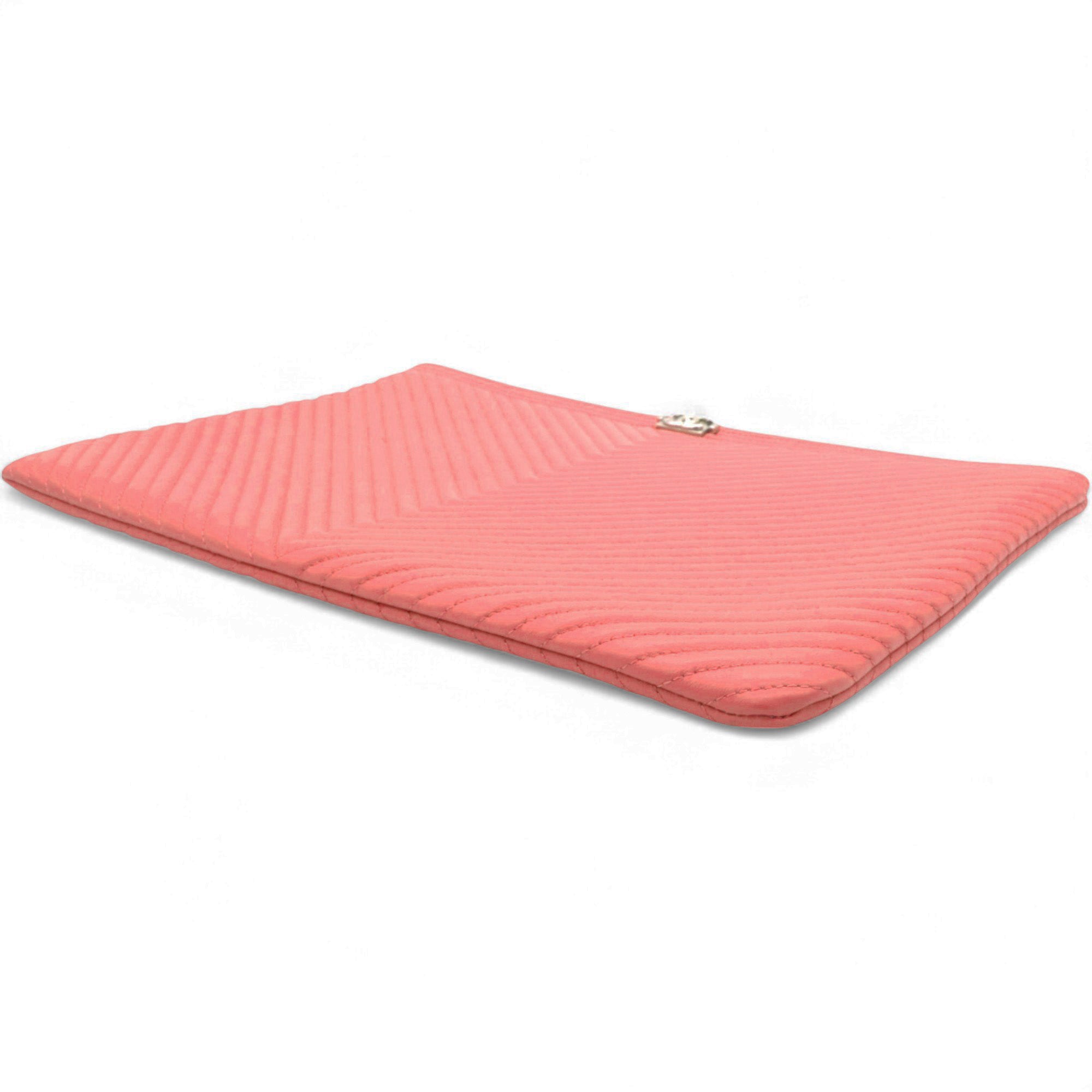 Caviar Chevron Clutch Pink