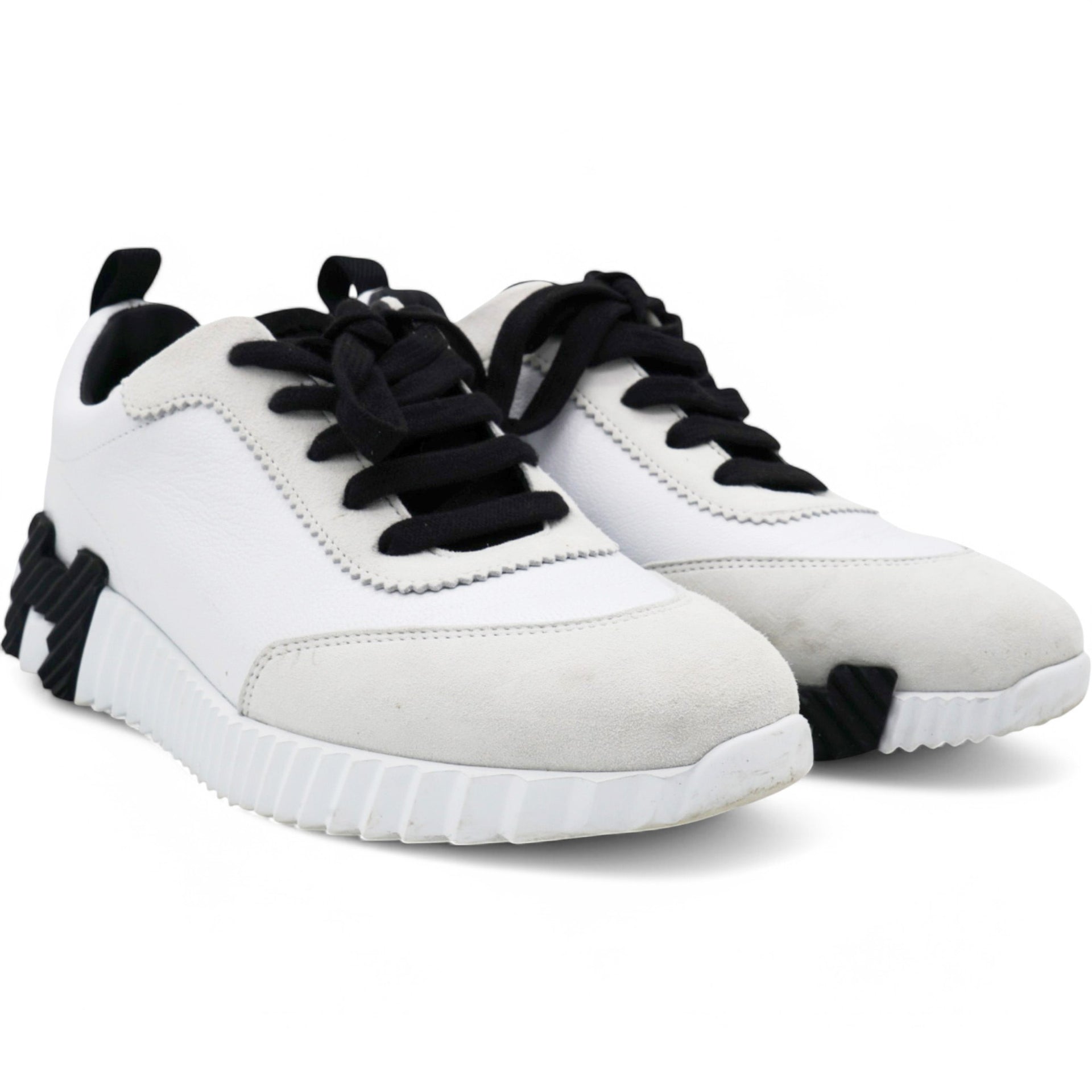 Suede Goatskin Bouncing Sneakers White Black Size37.5