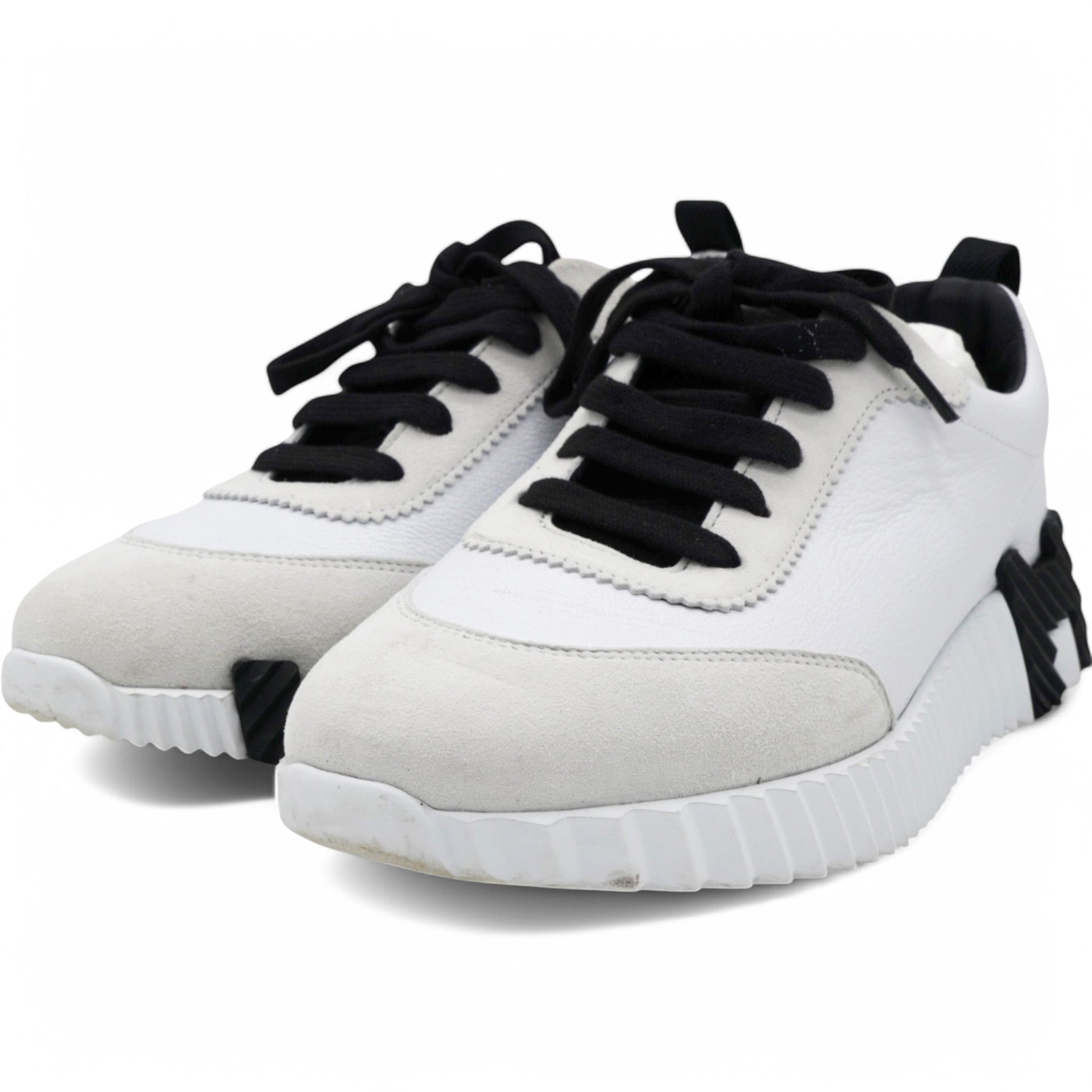 Suede Goatskin Bouncing Sneakers White Black Size37.5