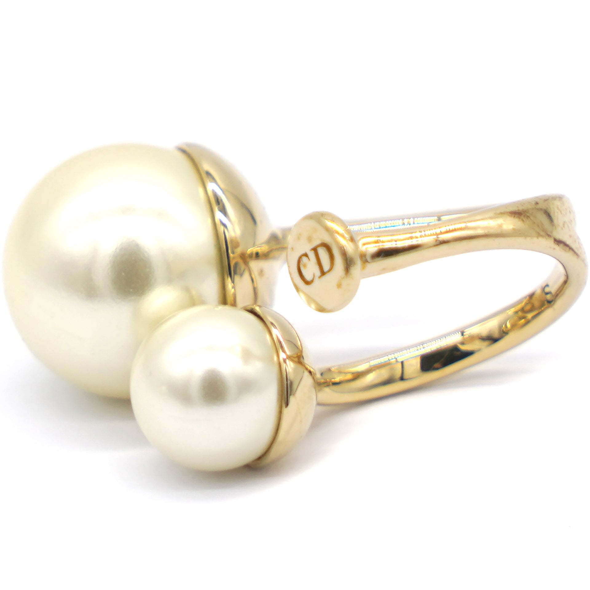 Ultradior Faux Pearl Gold Tone Ring 53