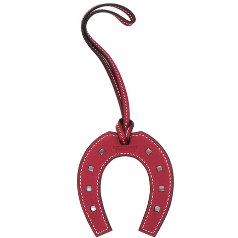 Swift Paddock Horseshoe Bag Charm Rouge Grenat
