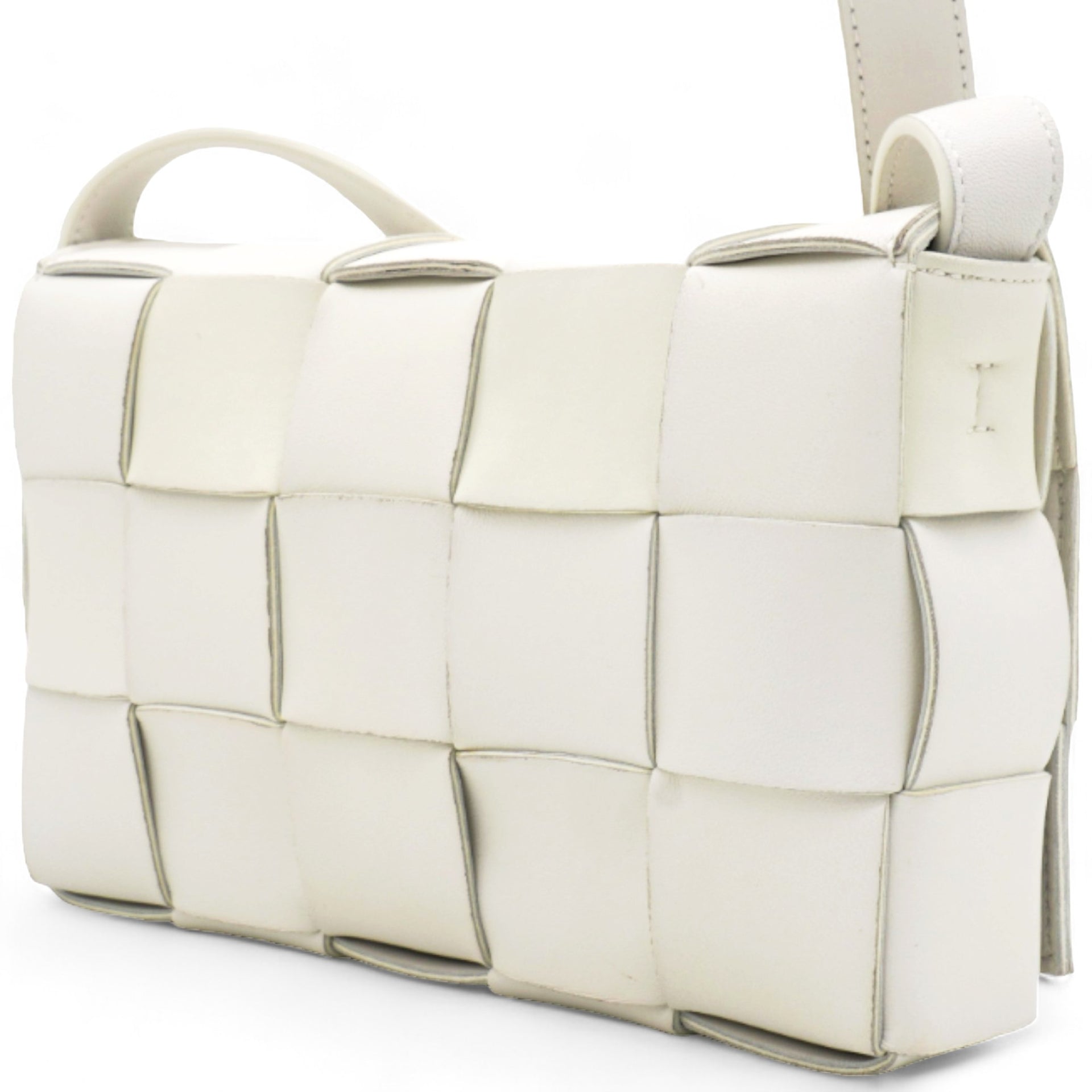 Lambskin Maxi Intrecciato Small Cassette Crossbody Bag White