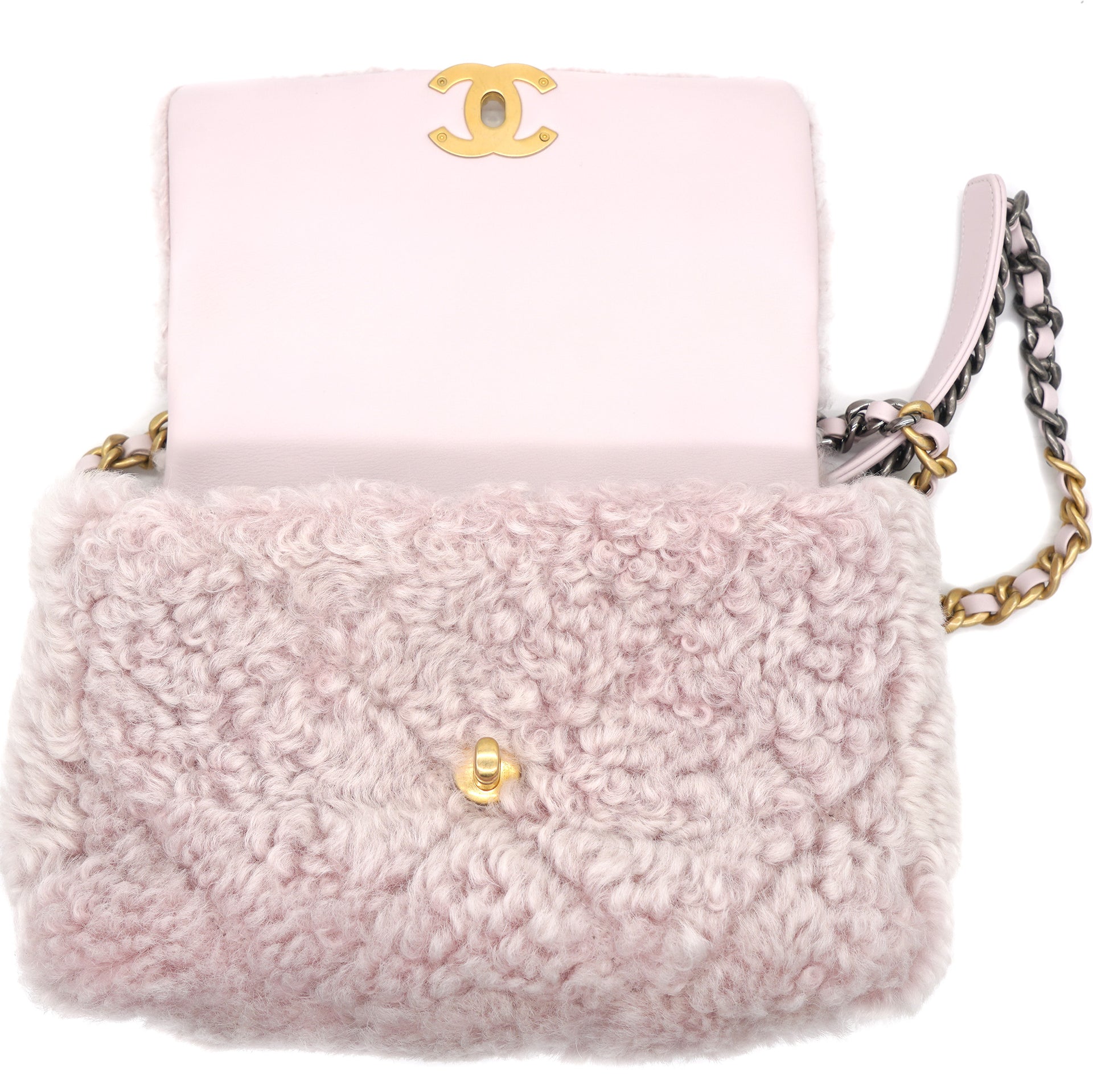 Pink fur chanel bag online