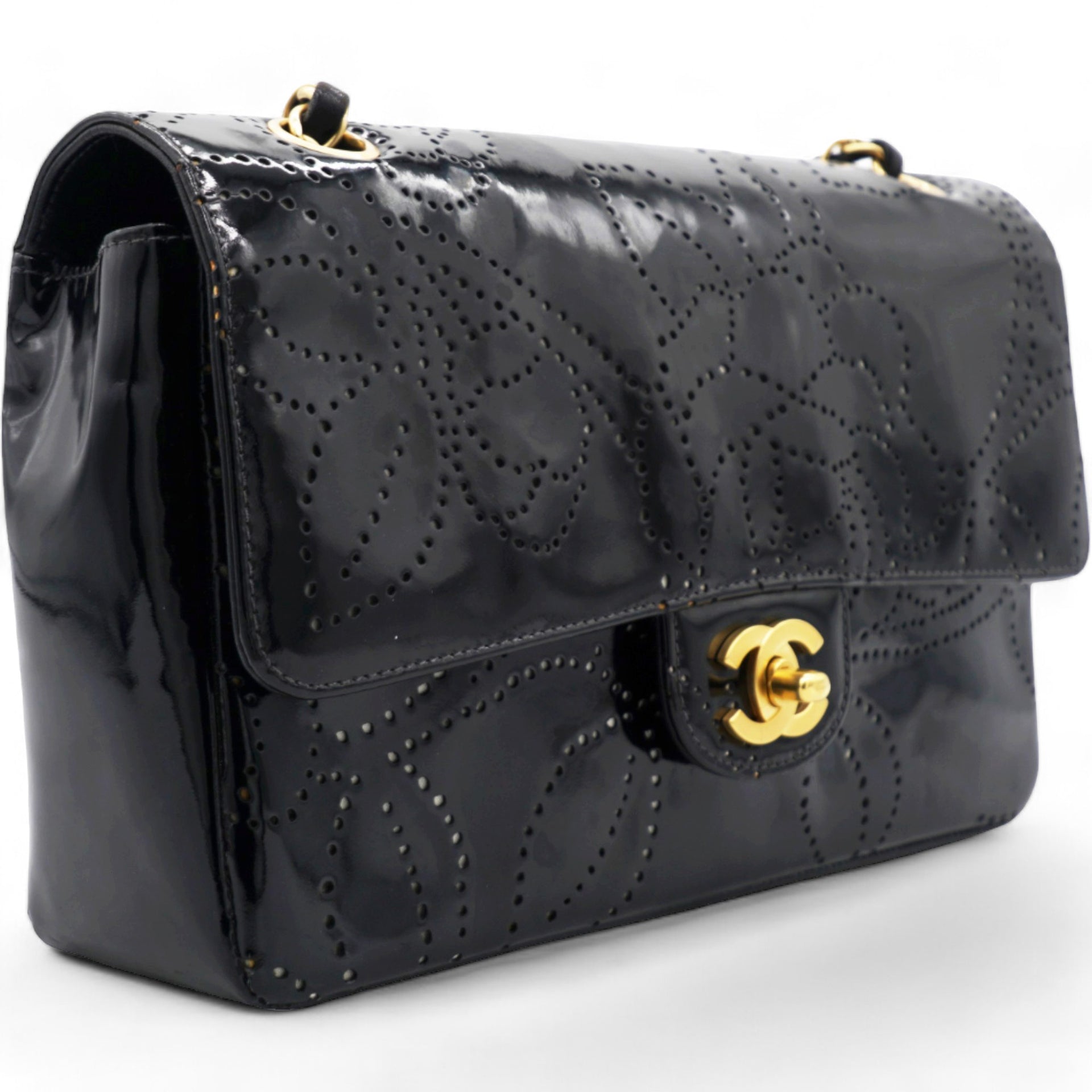 Patent Perforated Camellia Medium Single Flap Black