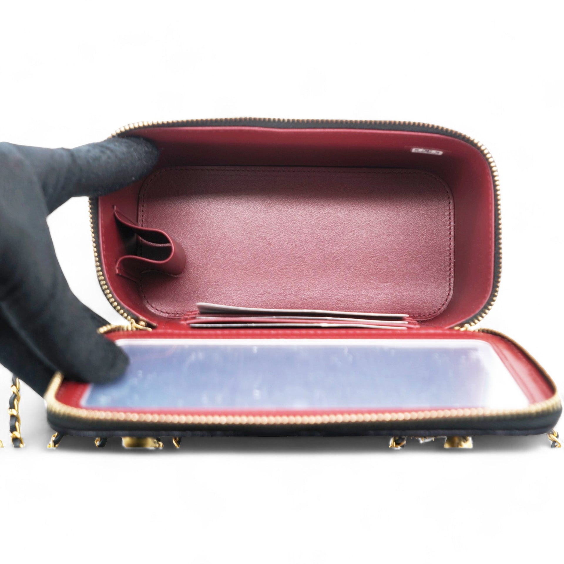 Lambskin Quilted Small Pearl Crush Vanity Case With Chain Black