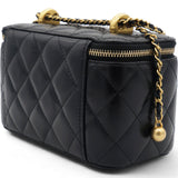 Lambskin Quilted Small Pearl Crush Vanity Case With Chain Black