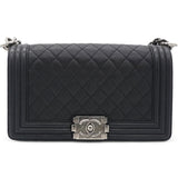 Caviar Quilted Medium Boy Flap Black