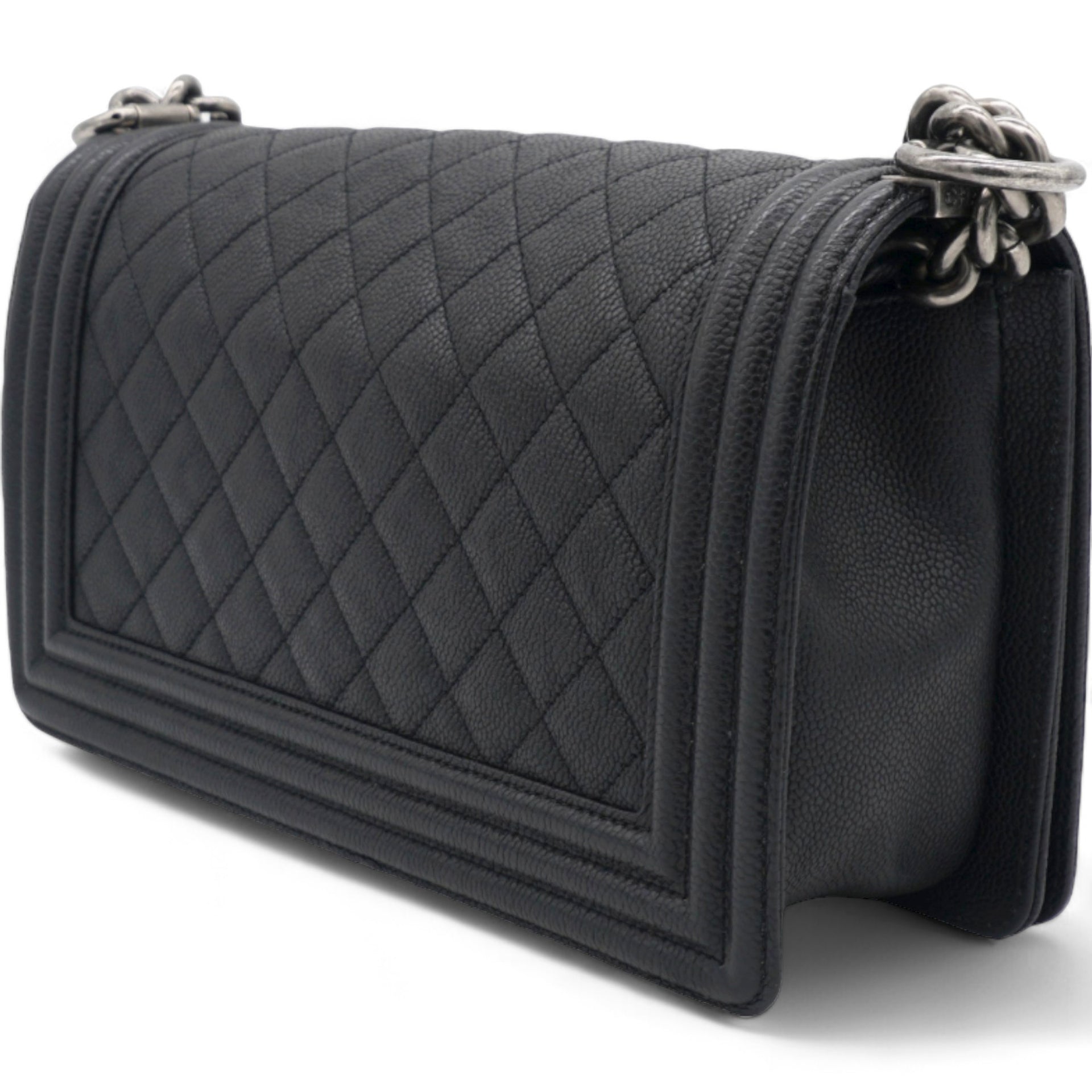 Caviar Quilted Medium Boy Flap Black