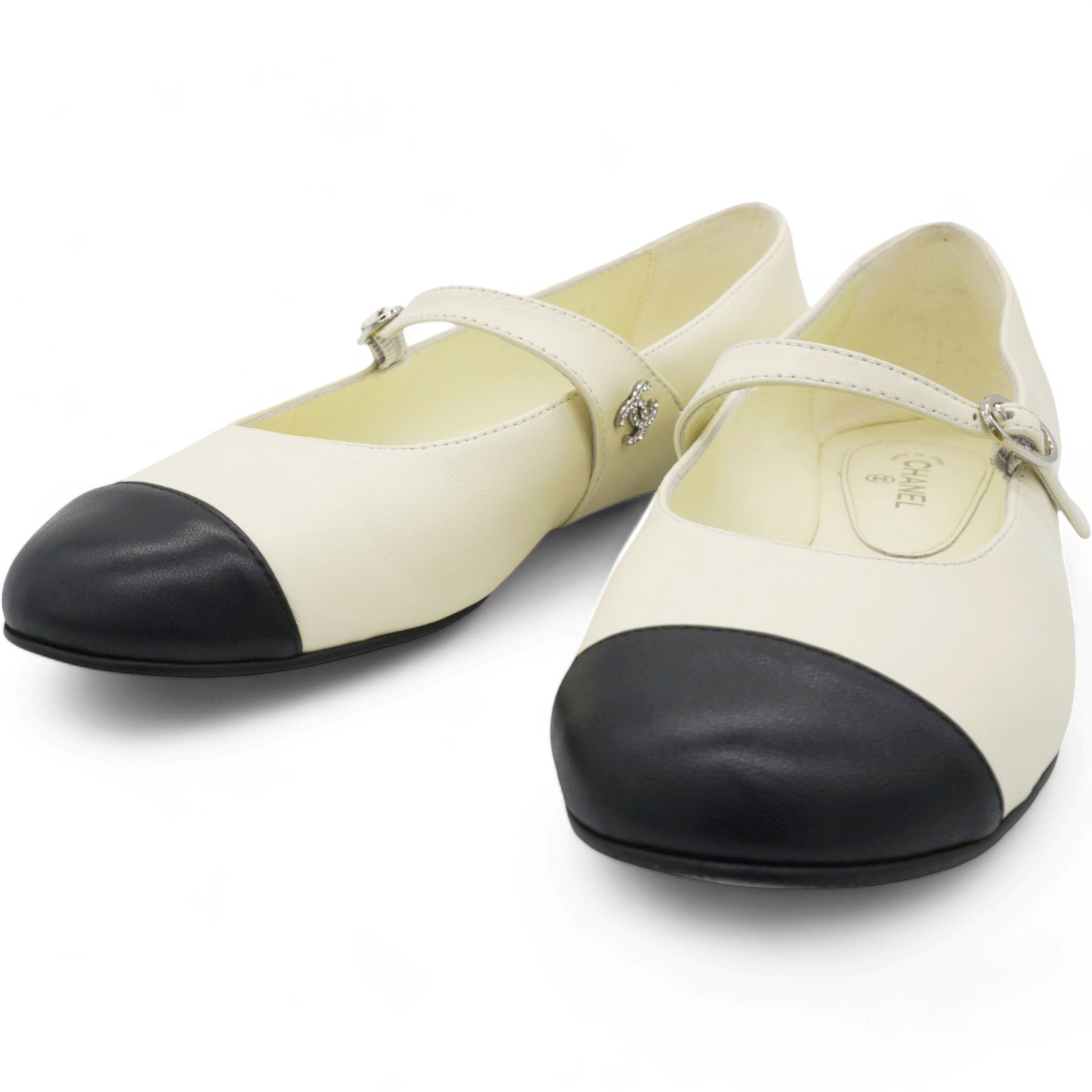 Lambskin Flats Ivory Size 38