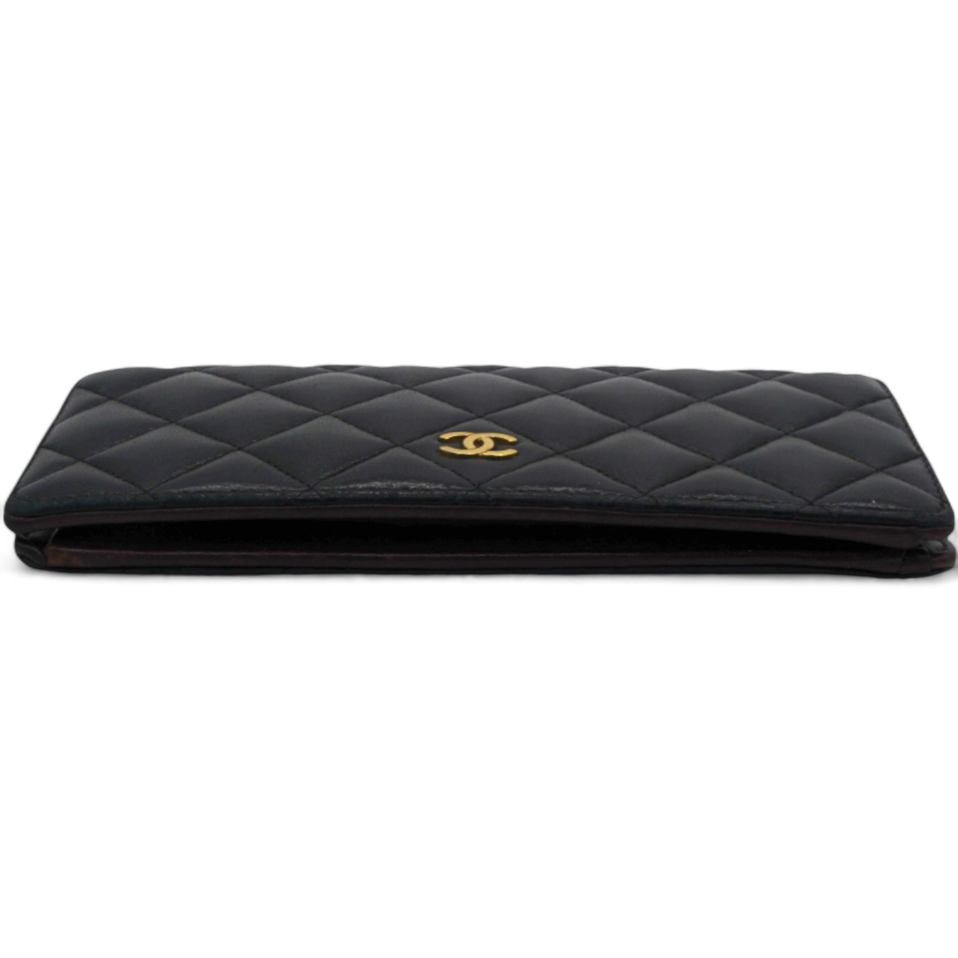 Lambskin Quilted Yen Wallet Black