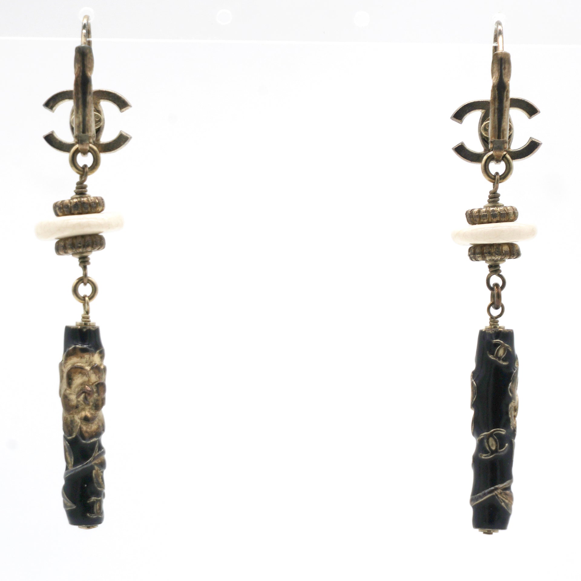 Enamel CC Earrings Black Gold