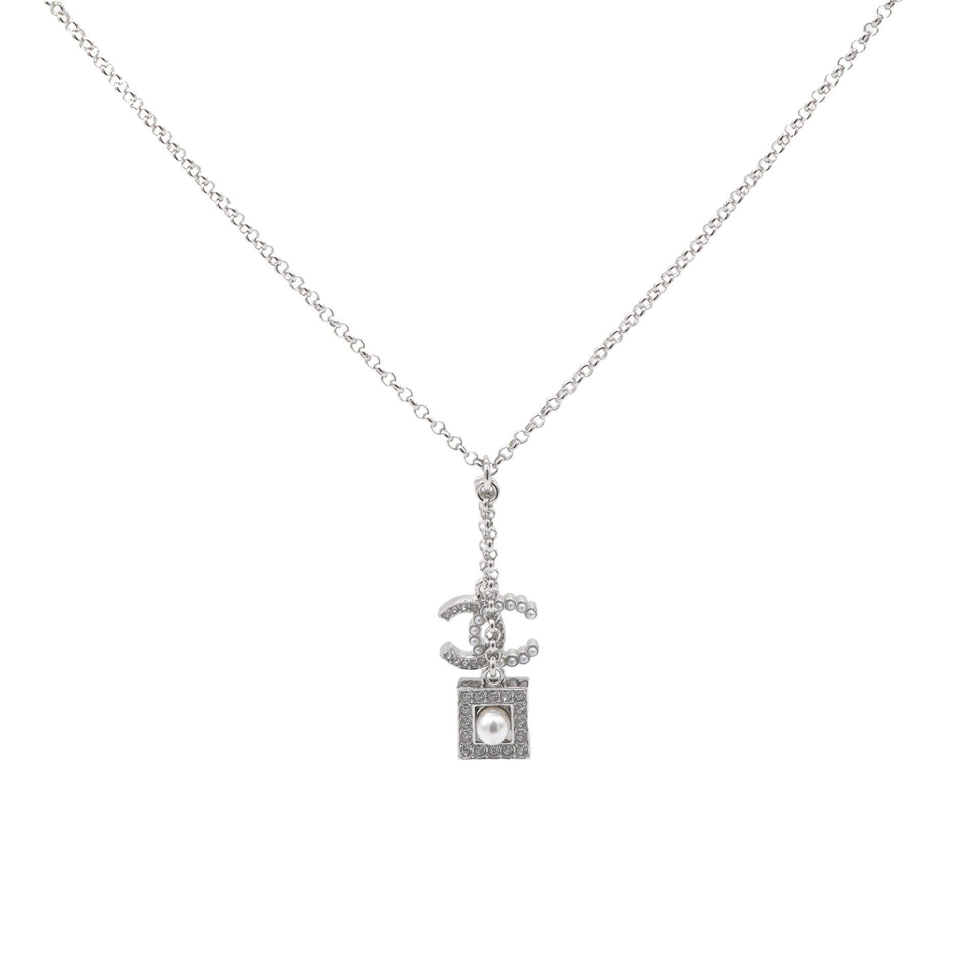 Pearl Rhinestone CC Logo Square Pendant Silver Pendant Necklace