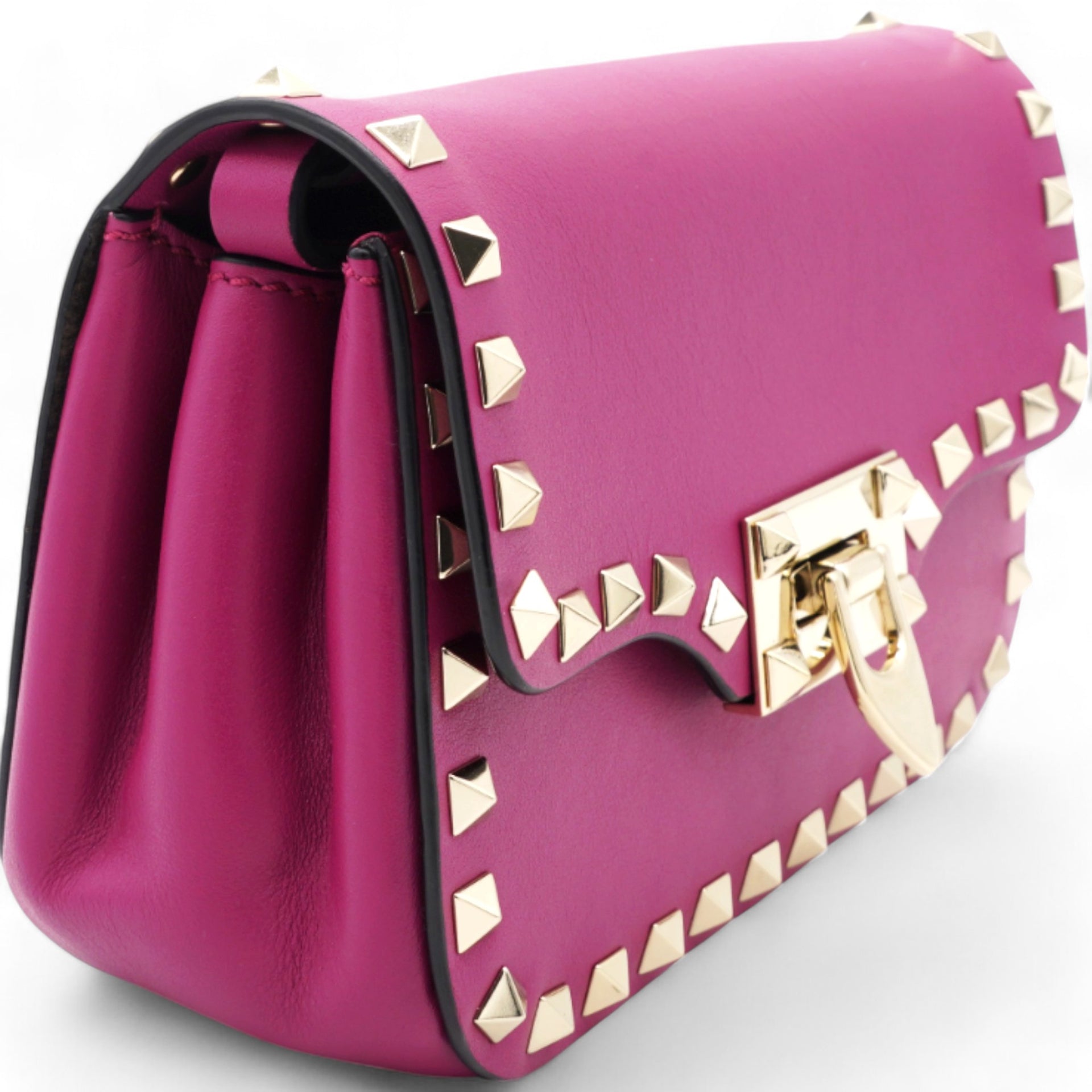 Vitello Rockstud Flap Saddle Crossbody Bag Fuxia Mini