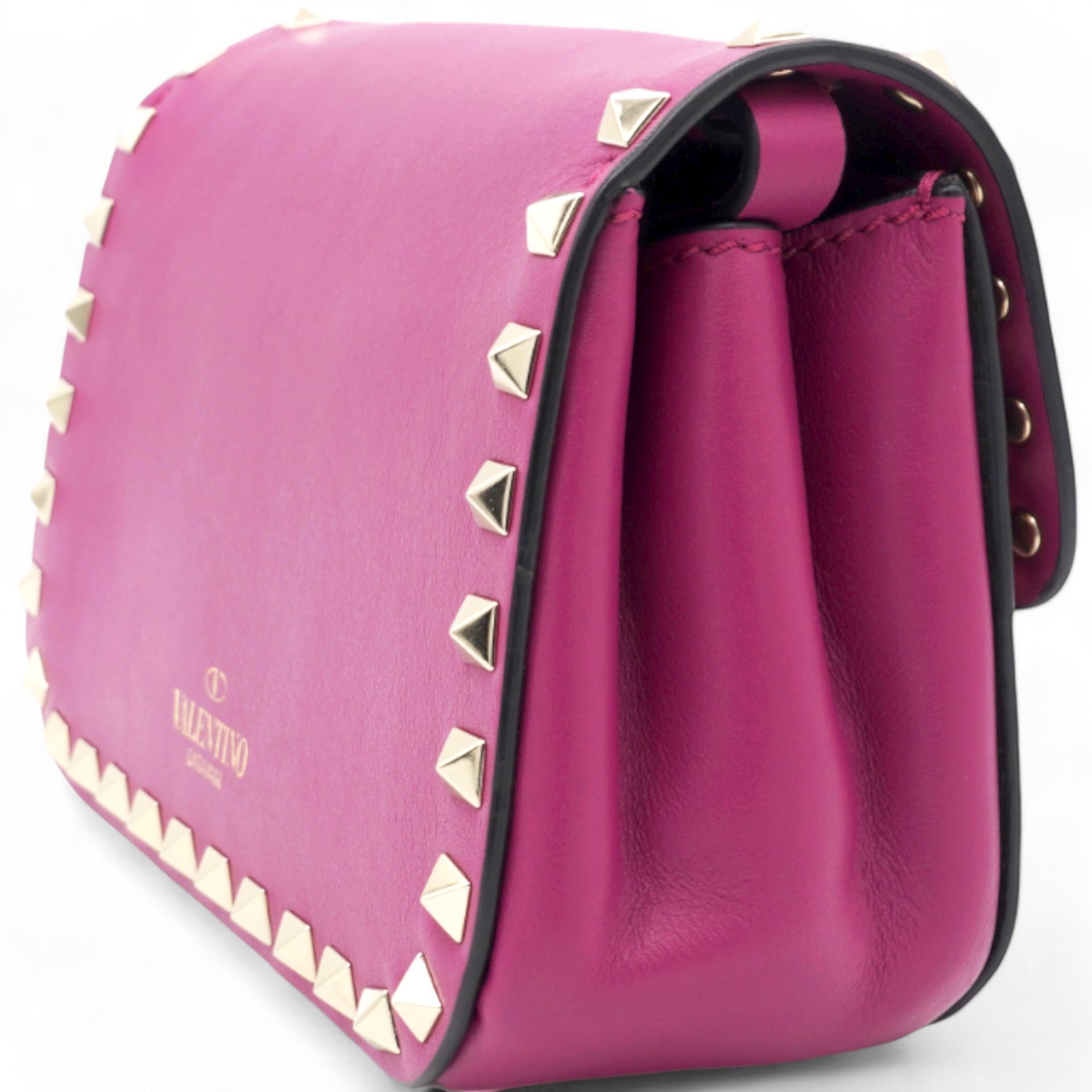 Vitello Rockstud Flap Saddle Crossbody Bag Fuxia Mini