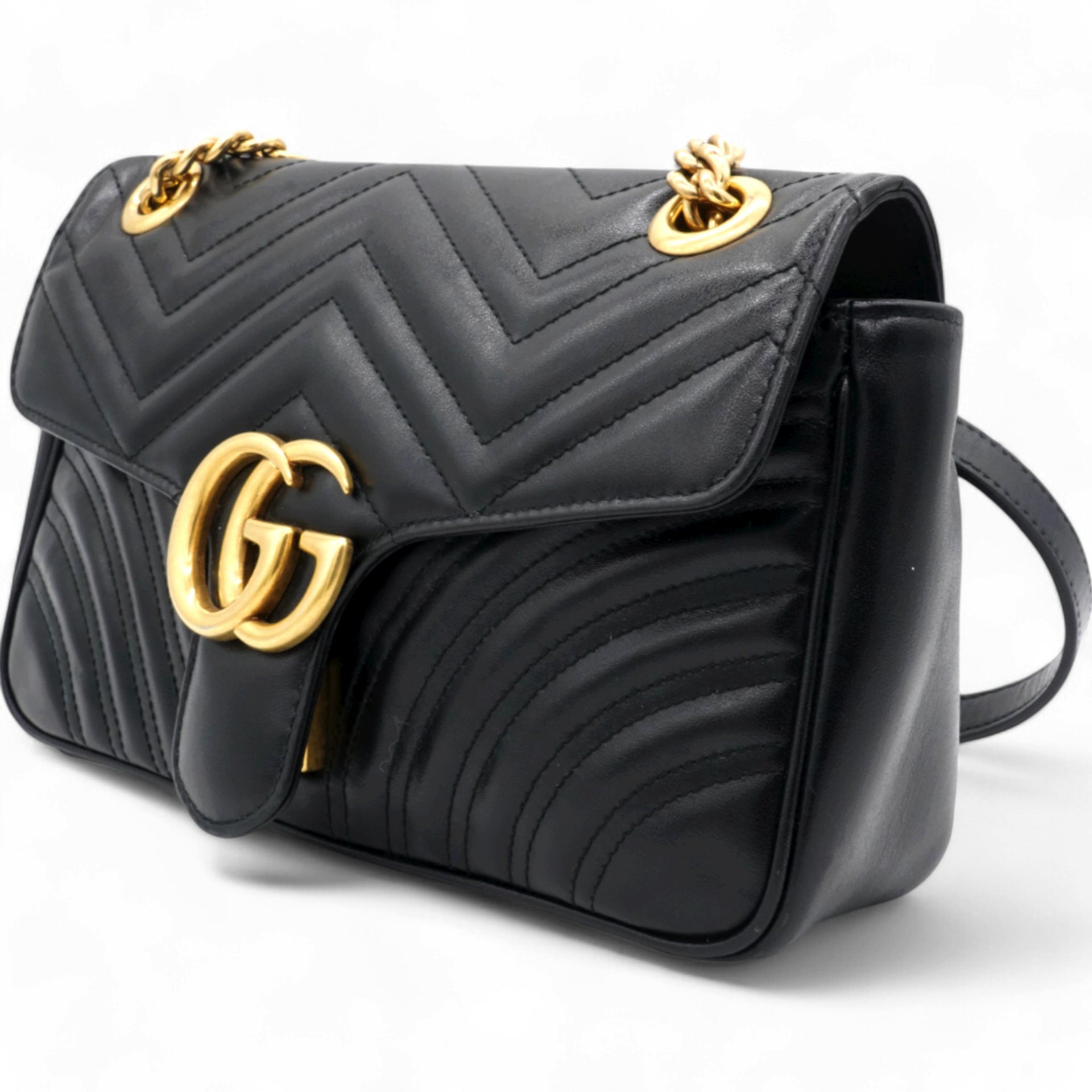 Matelasse Medium GG Marmont Shoulder Bag Black