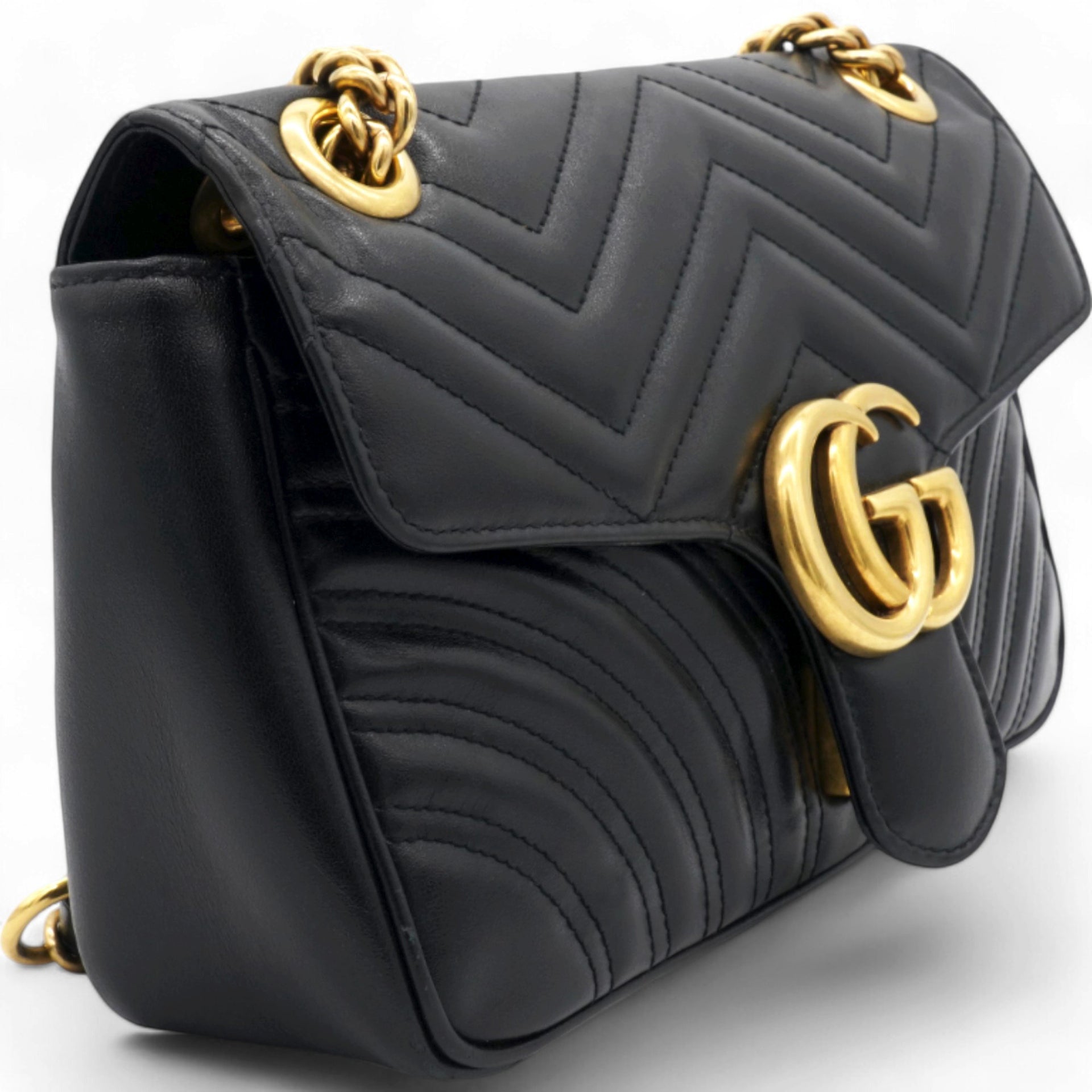 Matelasse Medium GG Marmont Shoulder Bag Black