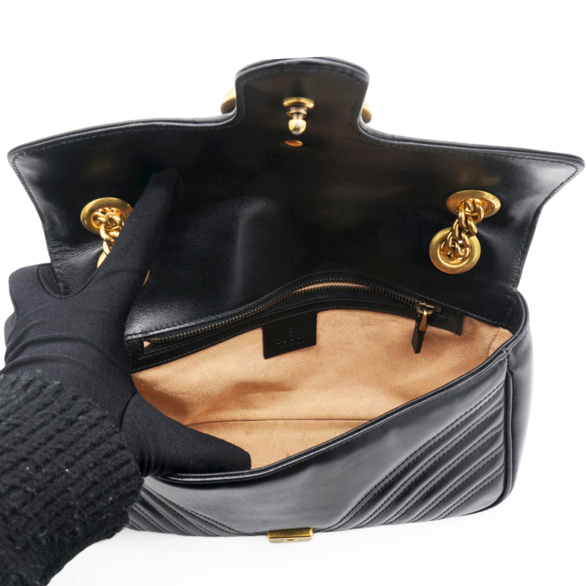 Matelasse Medium GG Marmont Shoulder Bag Black