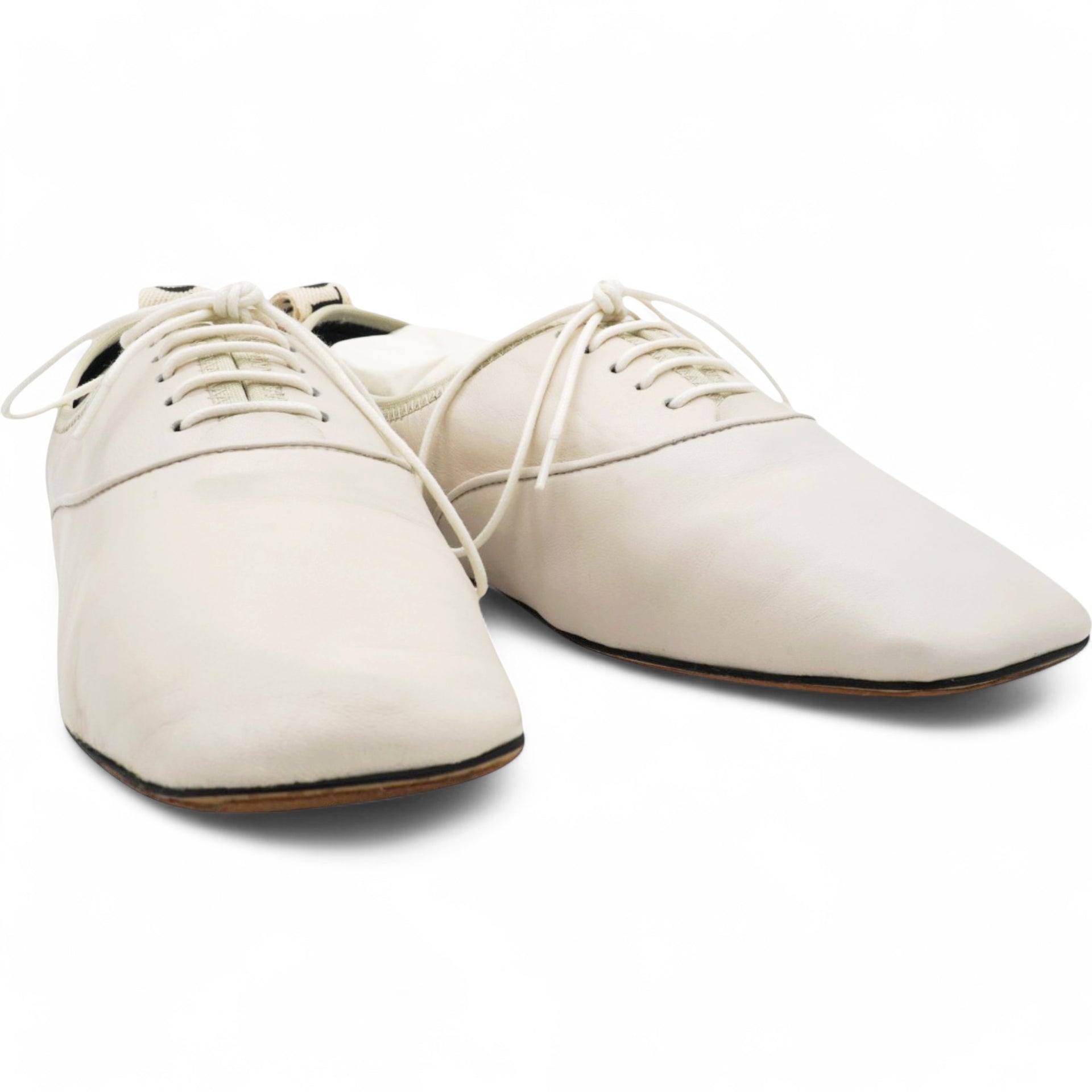 Derby White Soft Leather Logo Tab Lace Up Flat Shoes Size 38