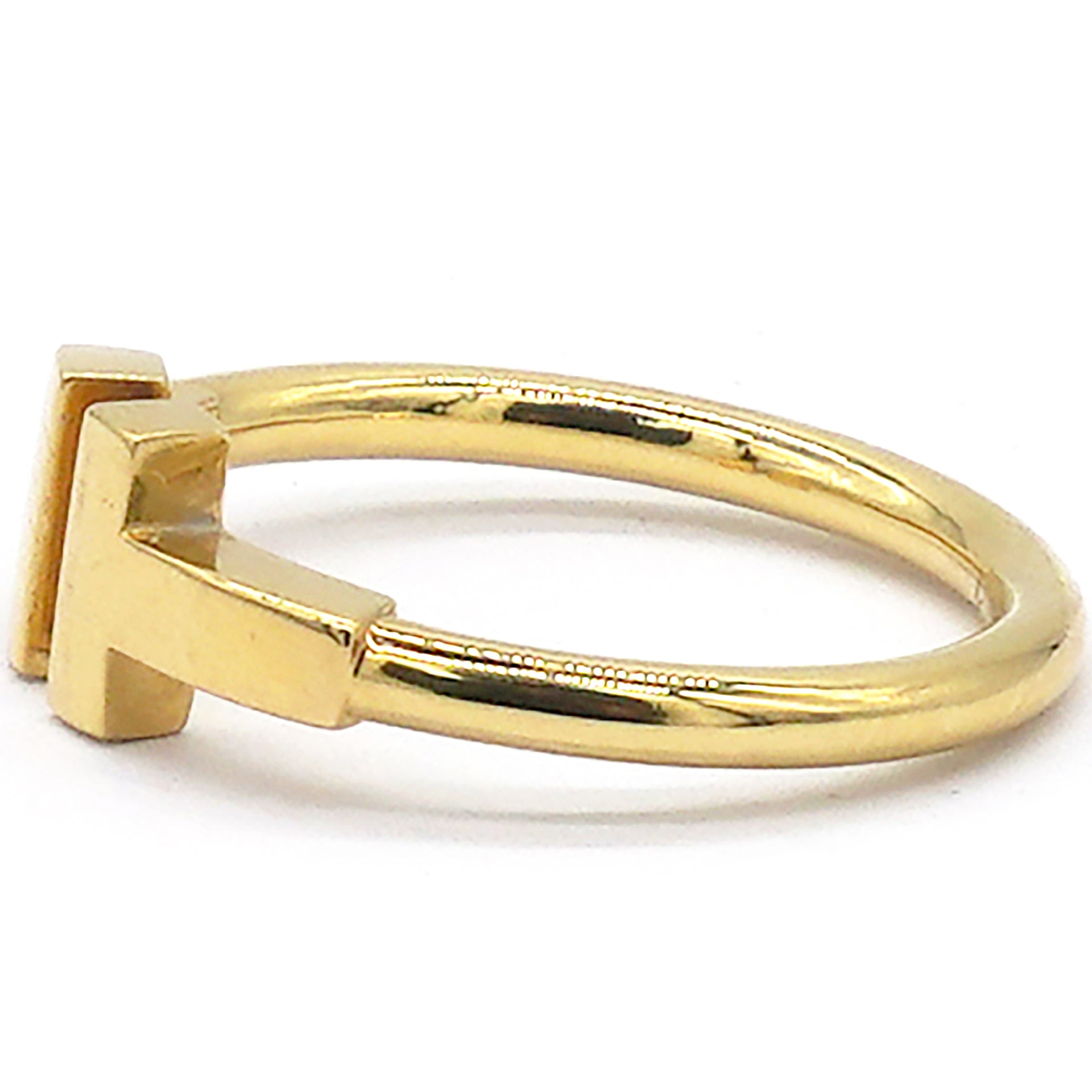 T Ring in Yellow Gold Size 49