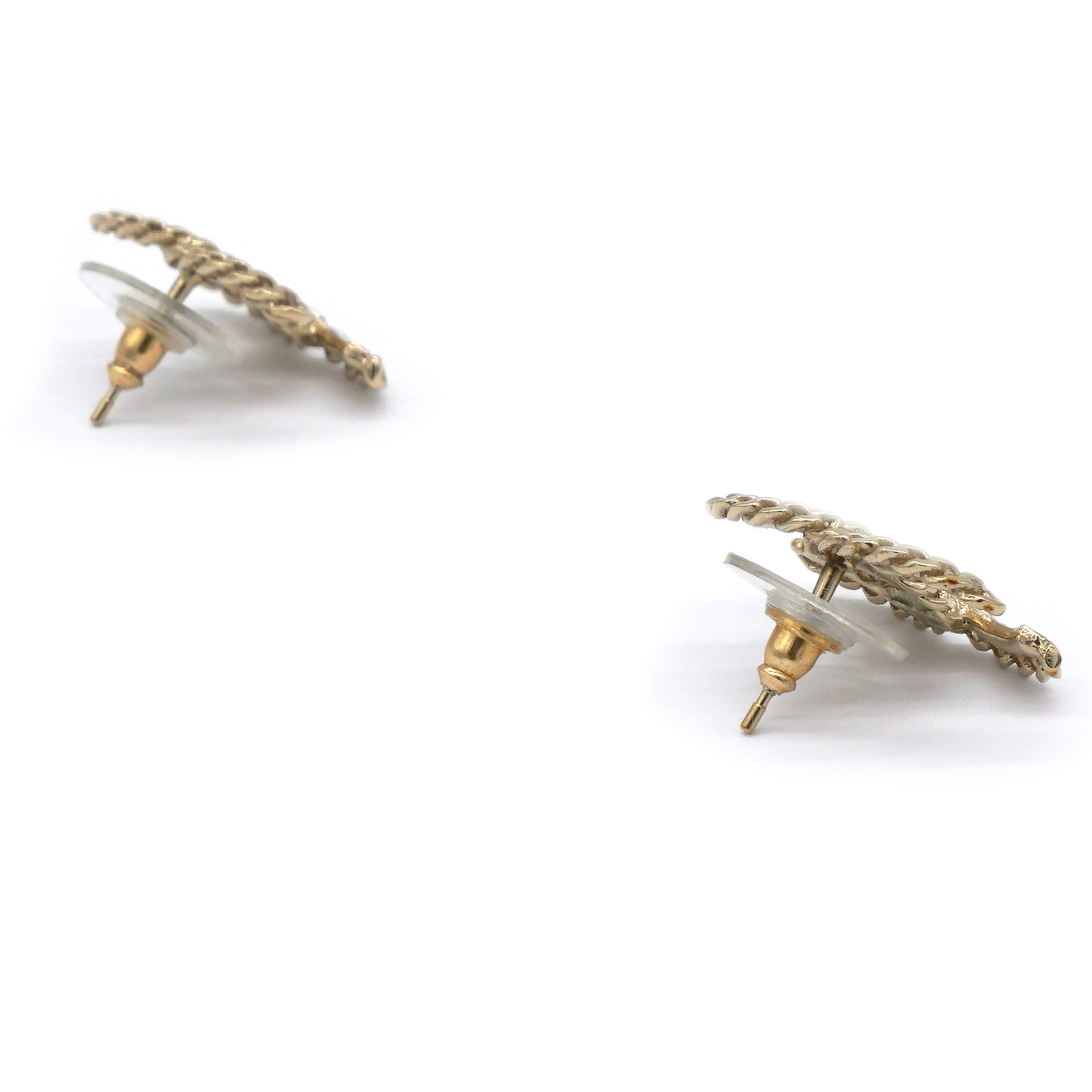 Classic CC Turnlock Earrings Gold