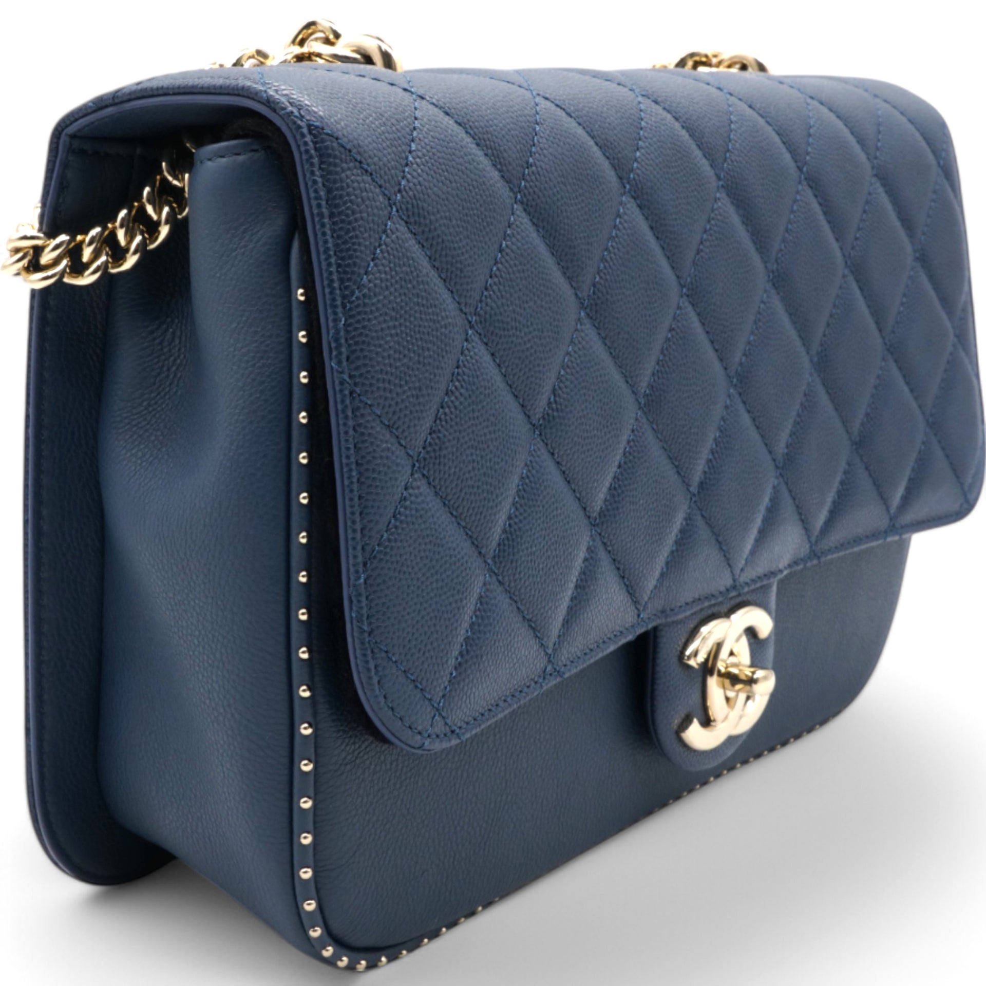 Matelasse Coco Mark Chain Caviar Shoulder Bag Navy