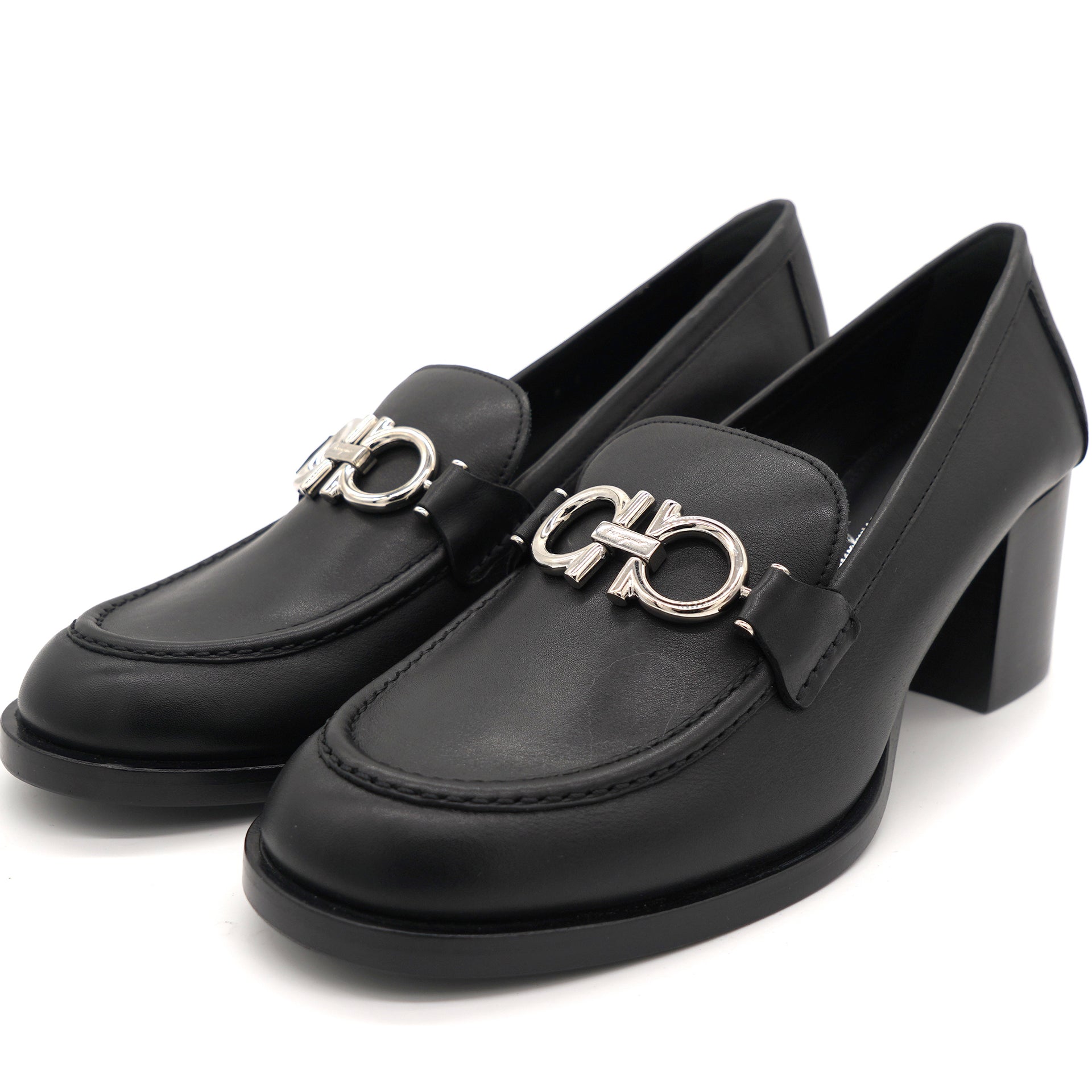 Ferragamo Black Leather Gancini Detail Block Heel Loafer Pumps 9