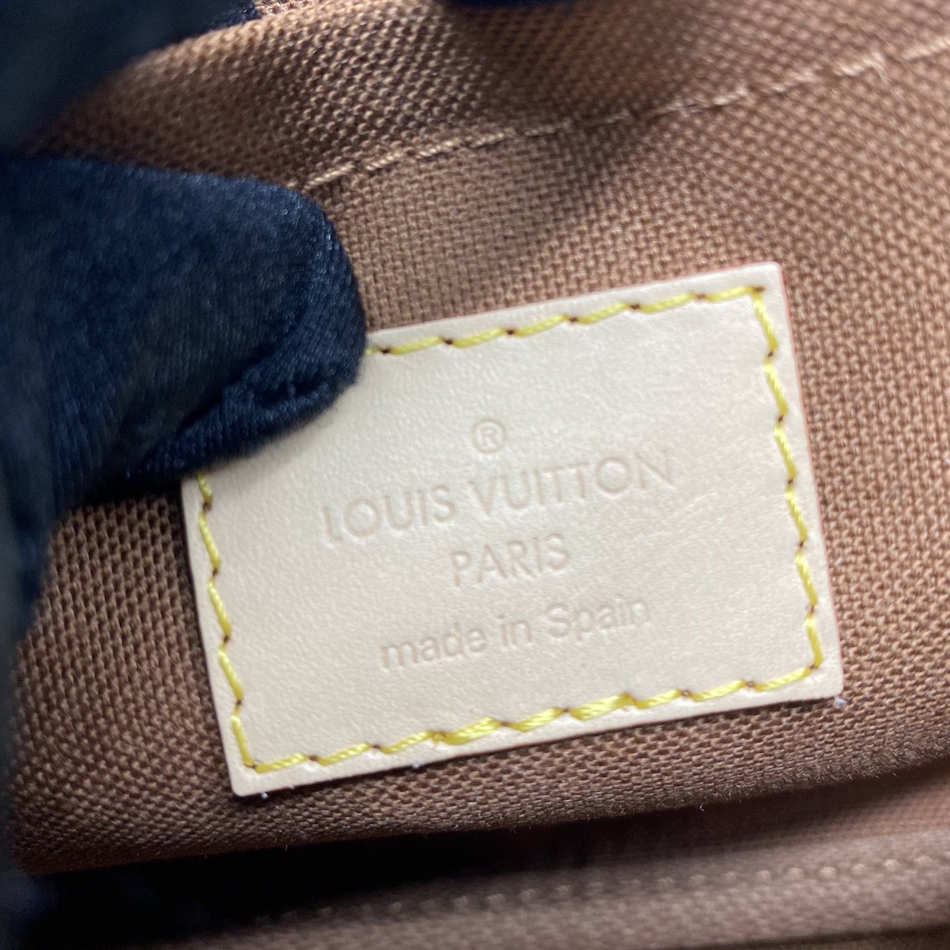 Louis Vuitton Multi Pochette Accessories Green – STYLISHTOP