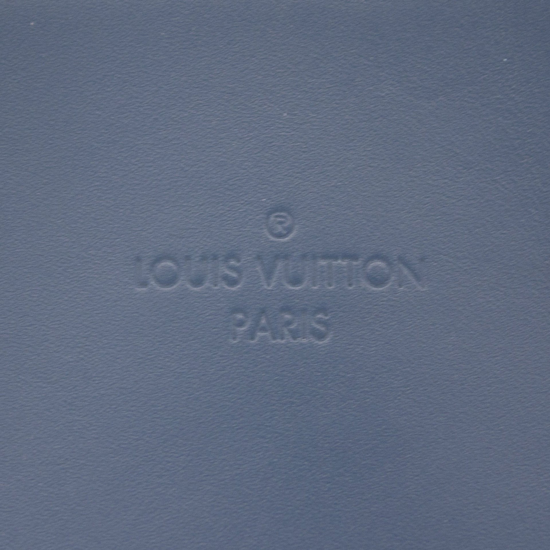 100+] Telefon Louis Vuitton Wallpaper
