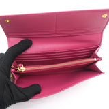 Saffiano Metal Oro Chain Wallet Fushia