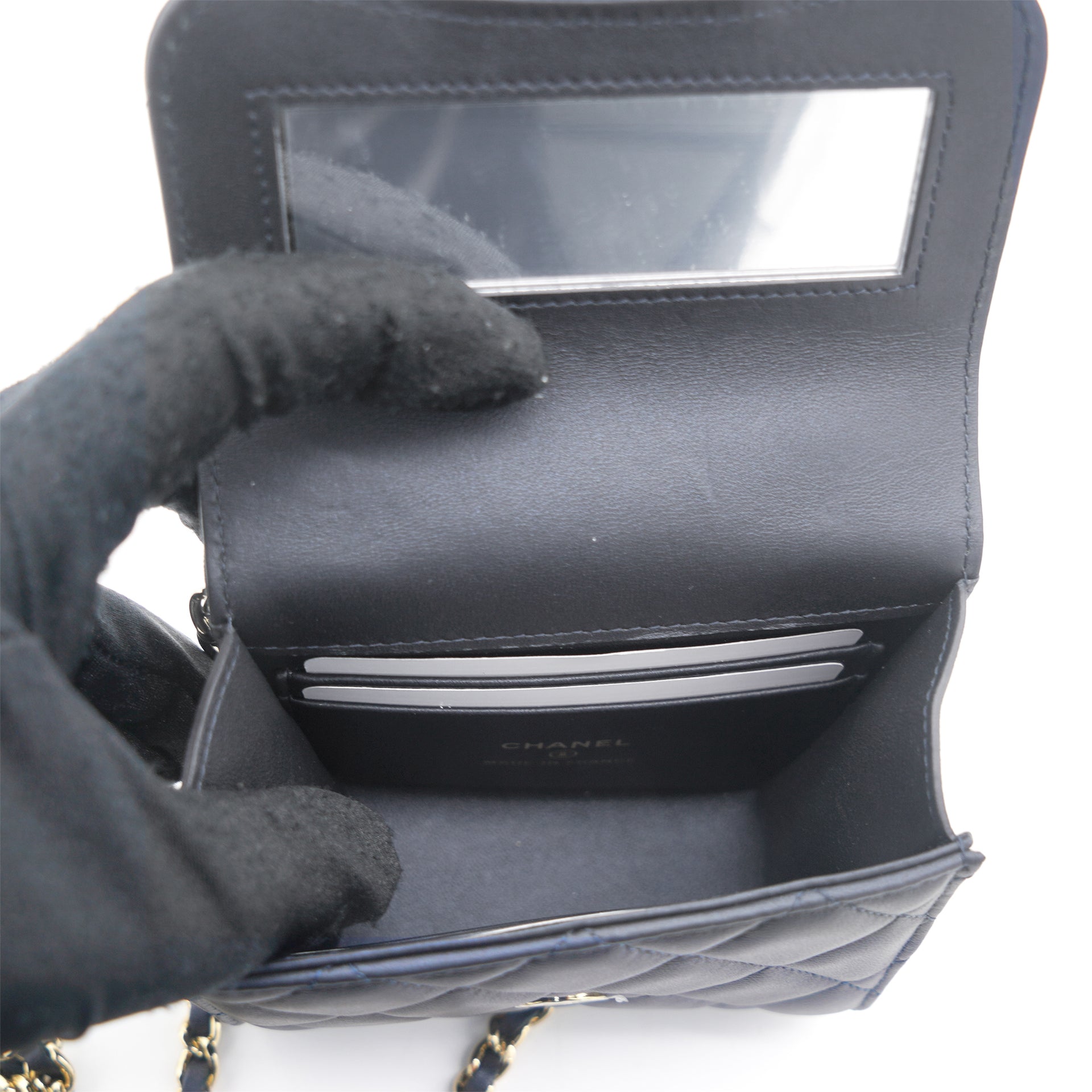 Lambskin Pearl Black Mini Handle Bag