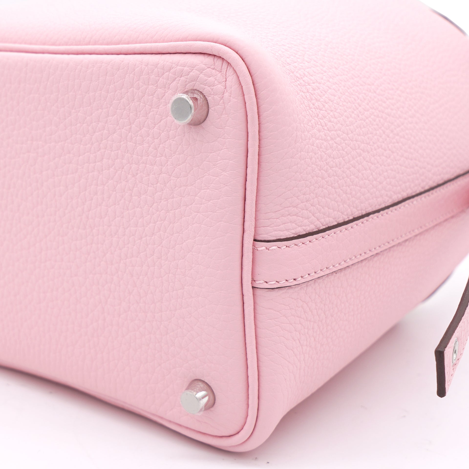 Rose Sakura 3Q Clemence Leather Picotin Lock 18 Bag