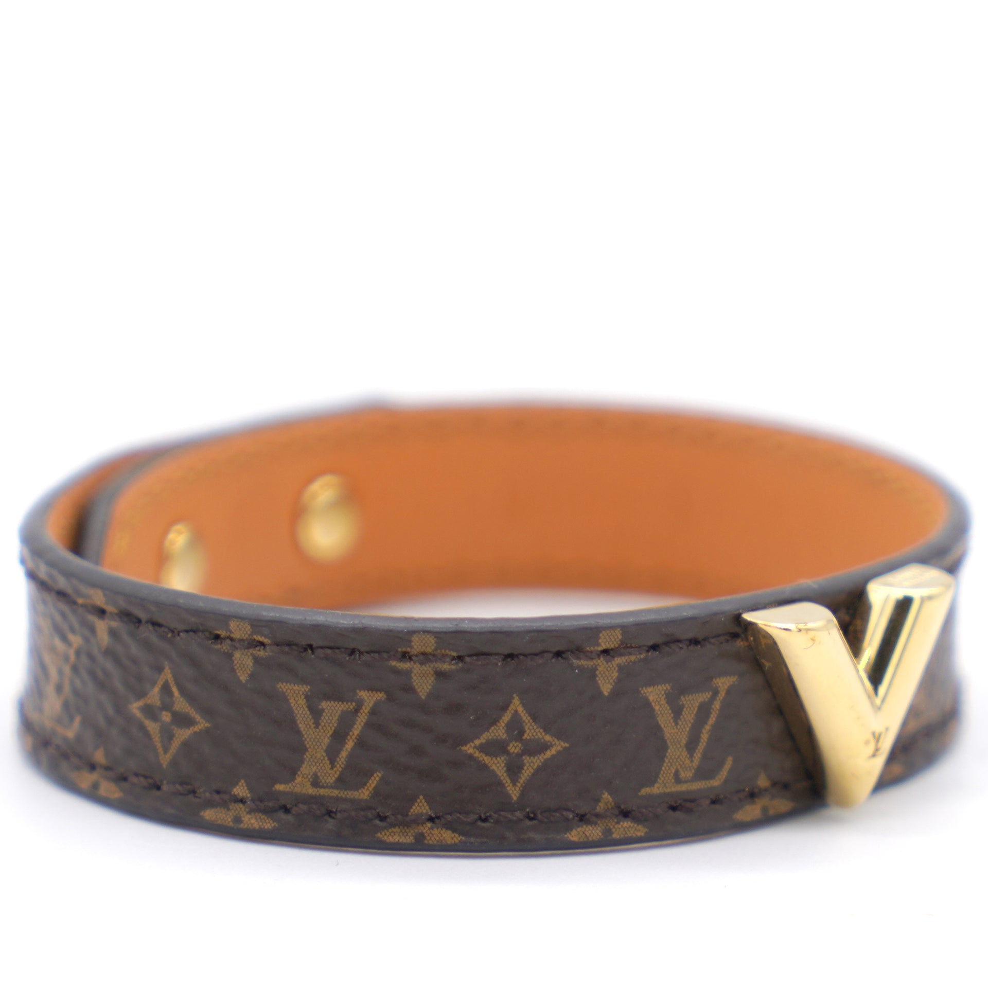 LOUIS VUITTON Monogram Essential V Bracelet 17 1212955