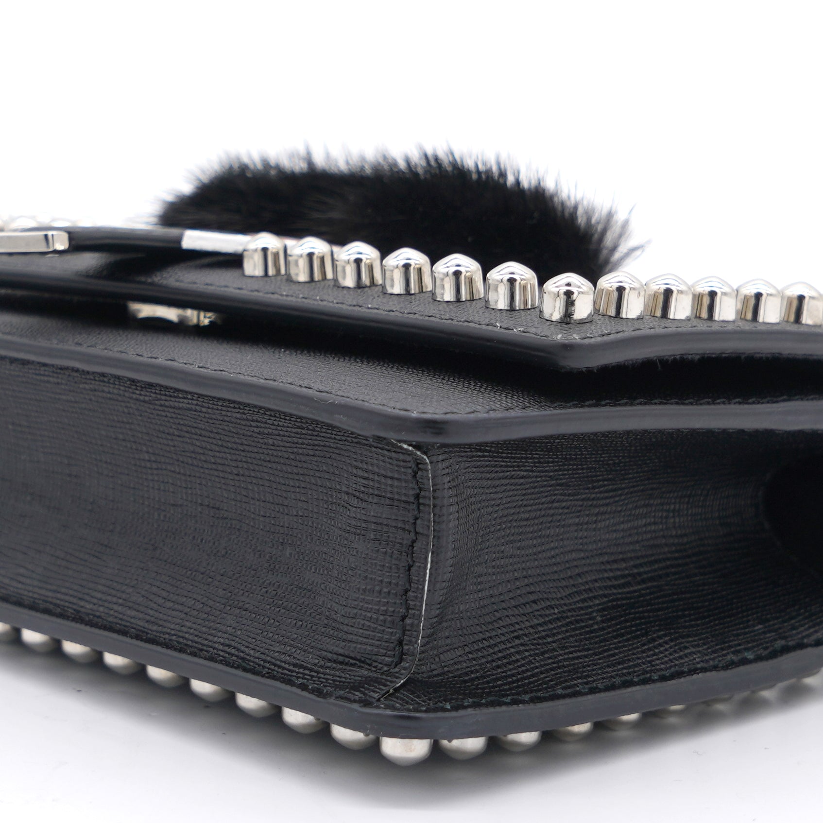 Karlito Wallet on Chain Black