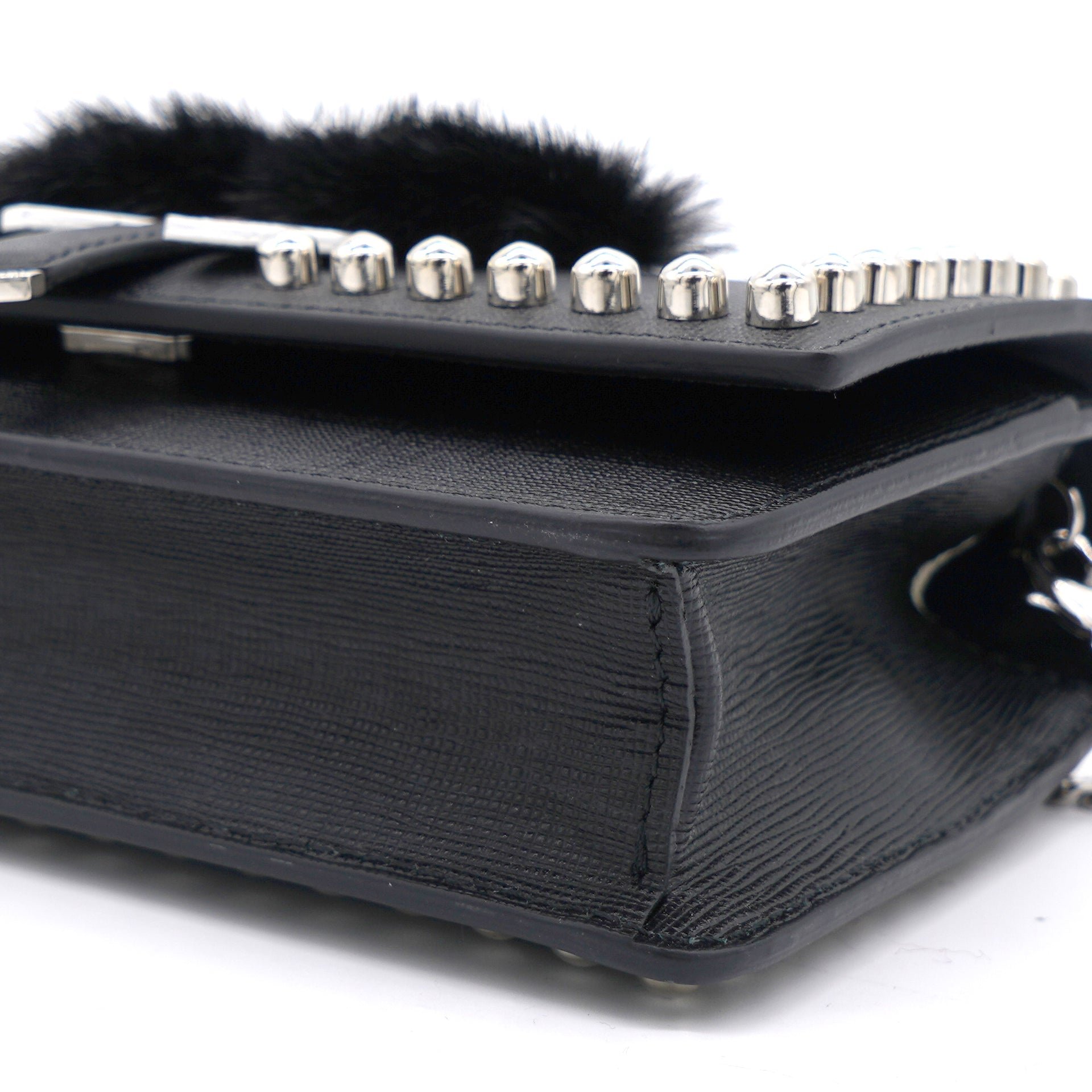 Karlito Wallet on Chain Black