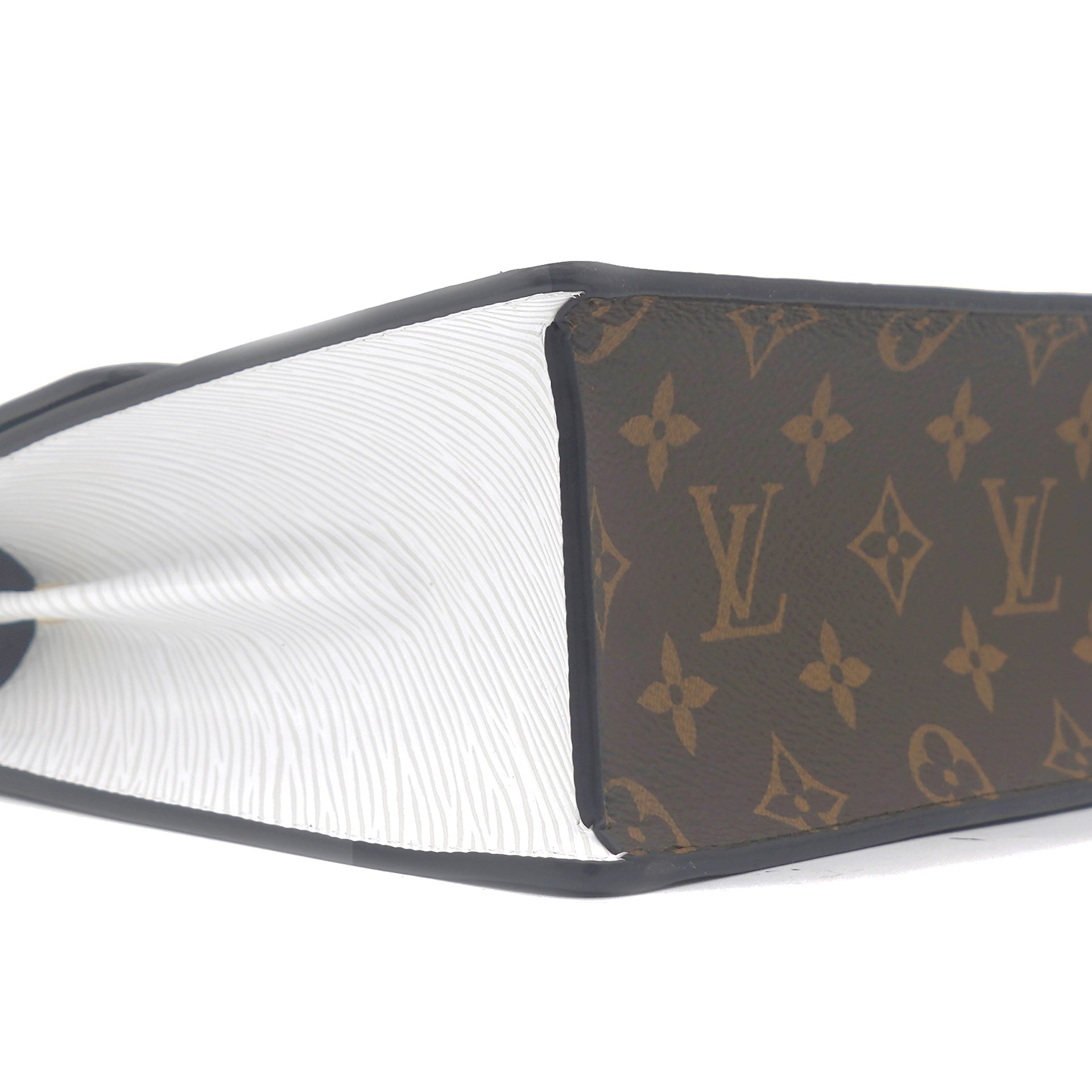 Louis Vuitton Monogram Vernis Spring Street Metallic Black