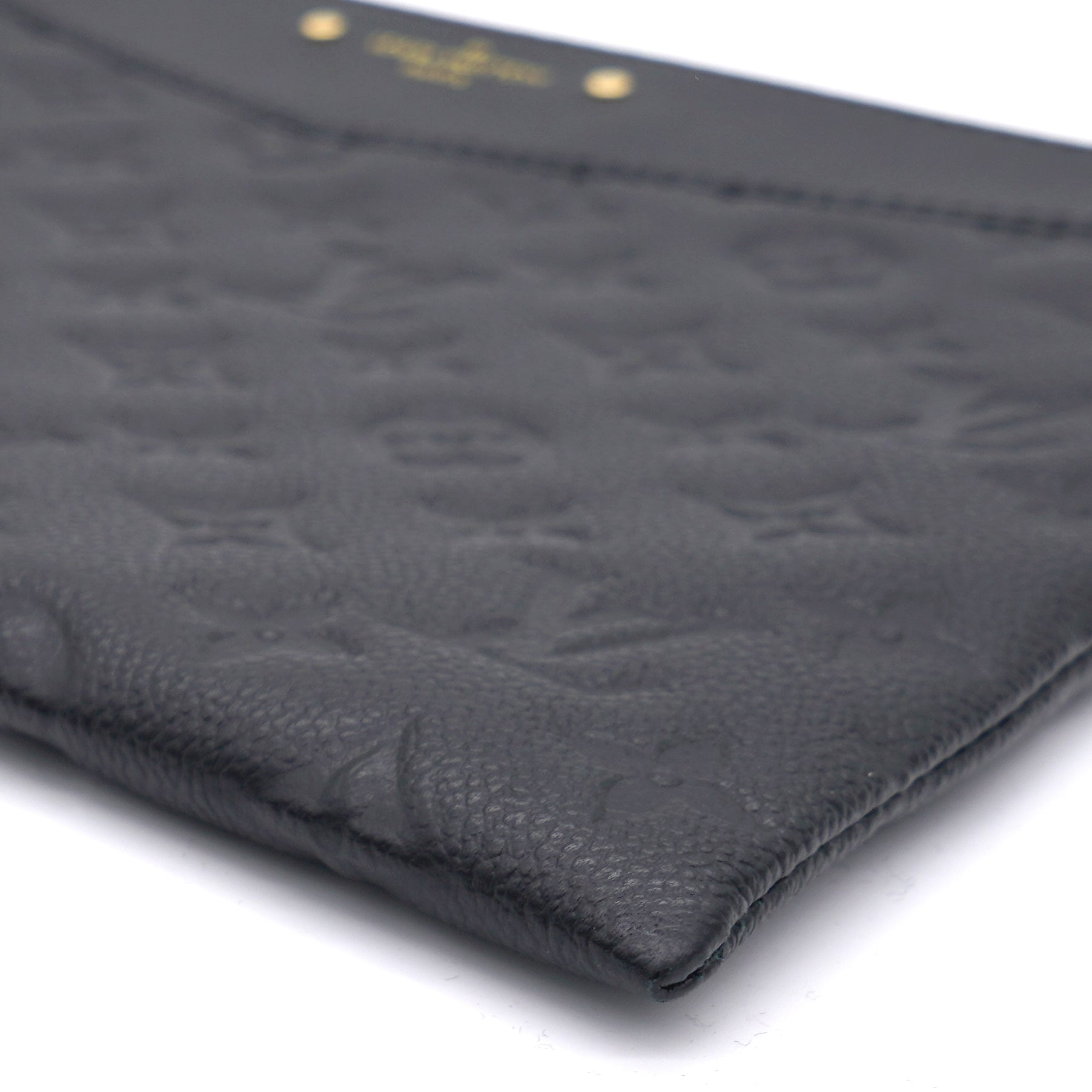 IDR 11,5jt. New LV daily Pouch Black Impriente leather. Db, box, booklet.  Ready luar kota. (Size 30x21cm)