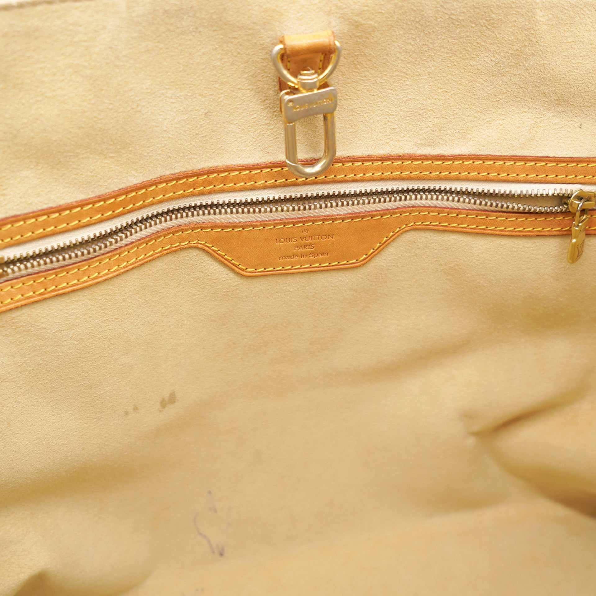 Louis Vuitton, Bags, Louis Vuitton Hampstead Mm N526 Damier Azur Canvas  Shoulder Tote Bag White