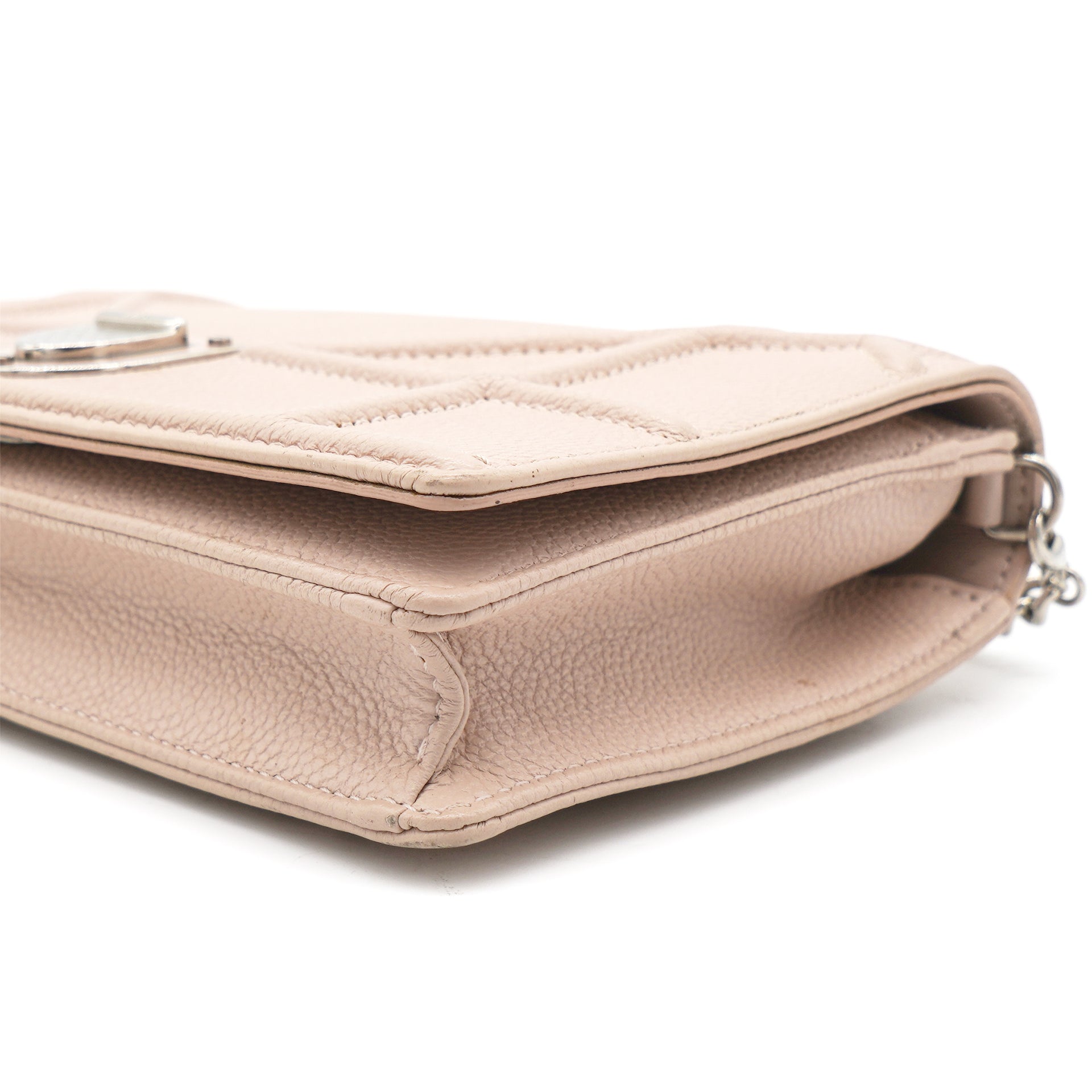 Christian Dior Light Pink Grained Leather Diorama Wallet on Chain Bag -  Yoogi's Closet