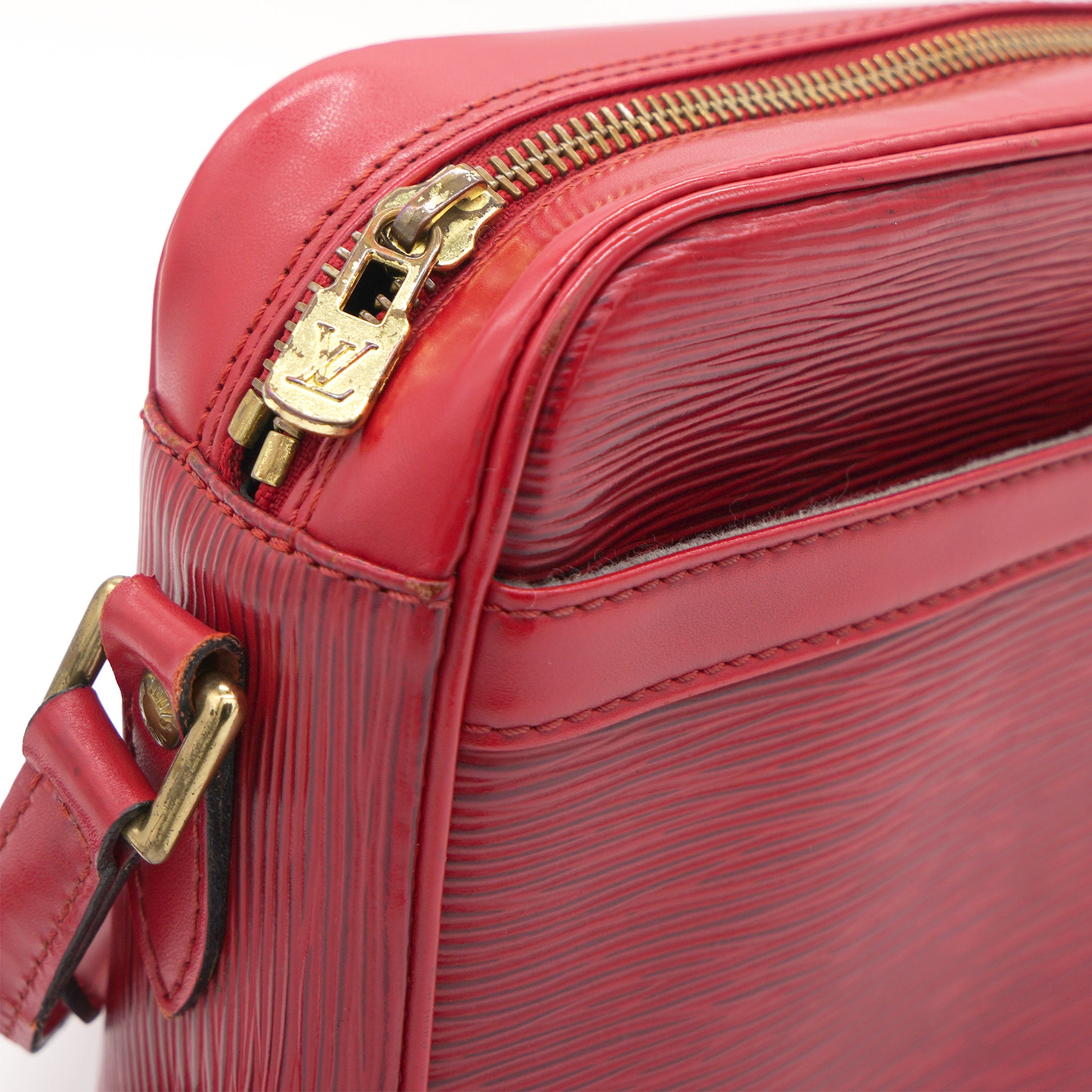 LOUIS VUITTON Red Trocadero Monogram Empreinte Leather Bag