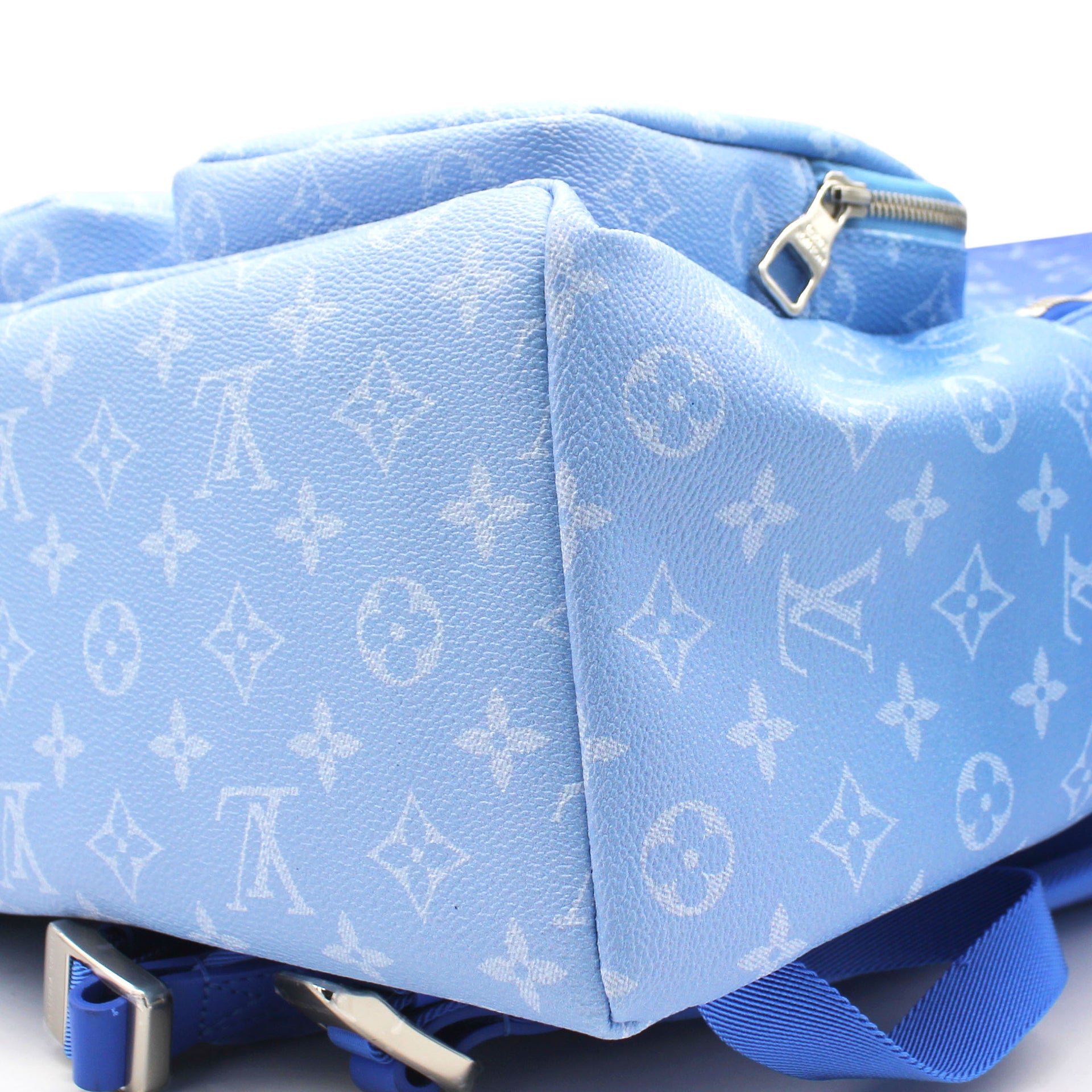 Louis Vuitton Monogram Clouds Multipocket Backpack - Blue Backpacks, Bags -  LOU750890