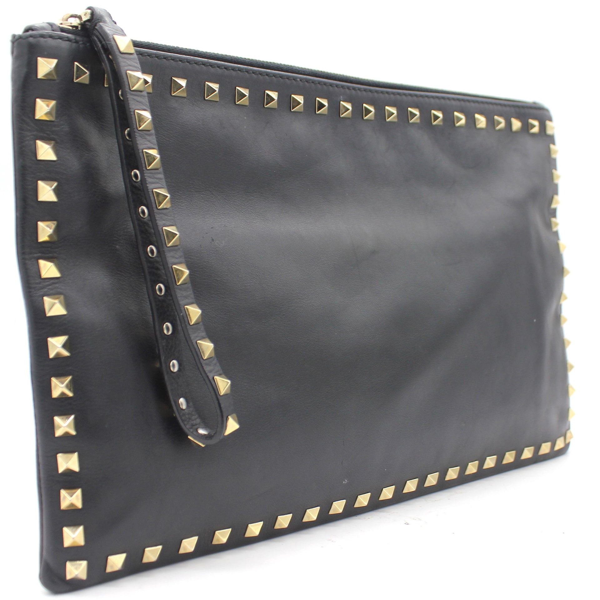 Valentino Gunmetal Quilted Patent Rockstud Zip Pouch - Ann's Fabulous  Closeouts