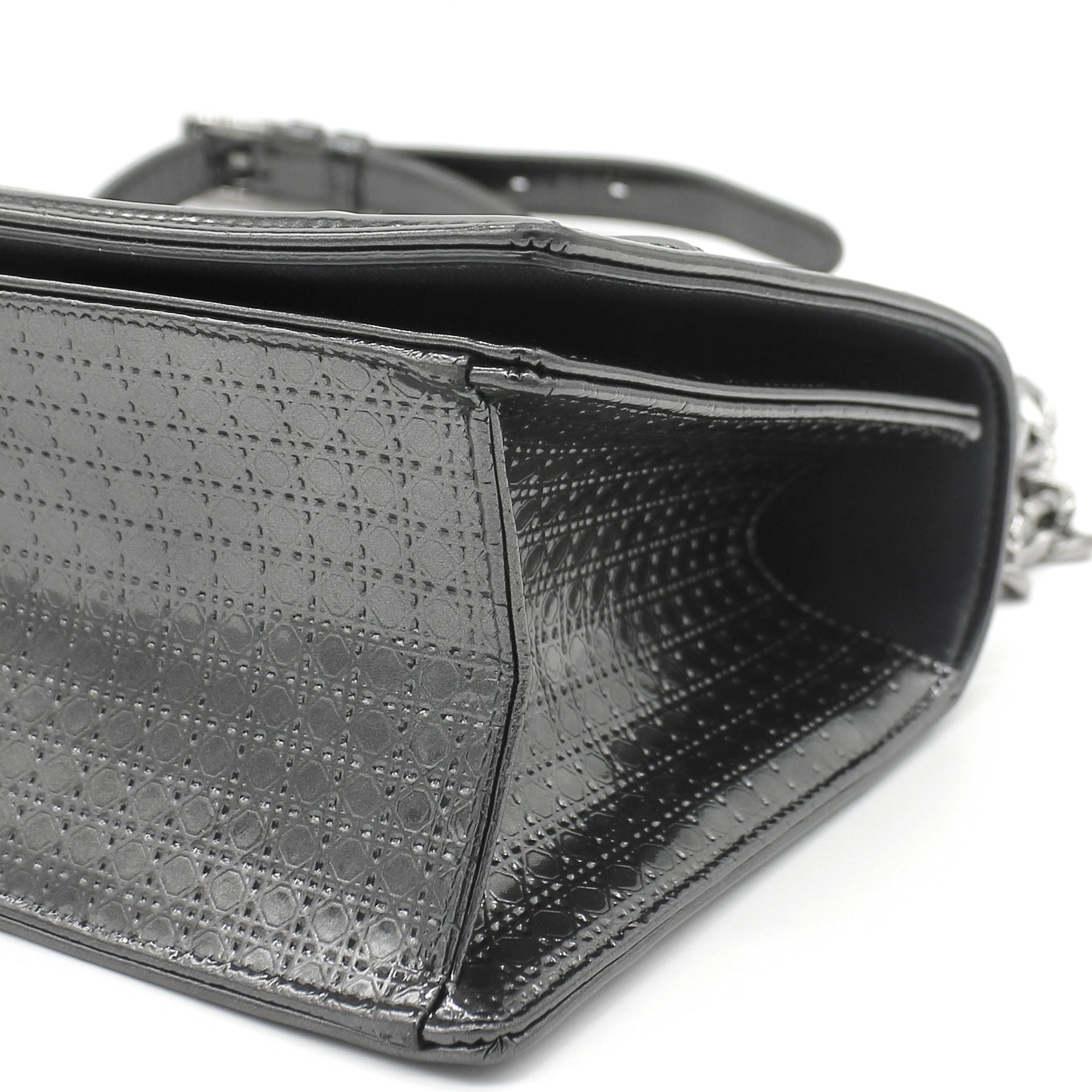 CHRISTIAN DIOR Metallic Patent Micro-Cannage Small Diorama Flap Bag Silver  1306600